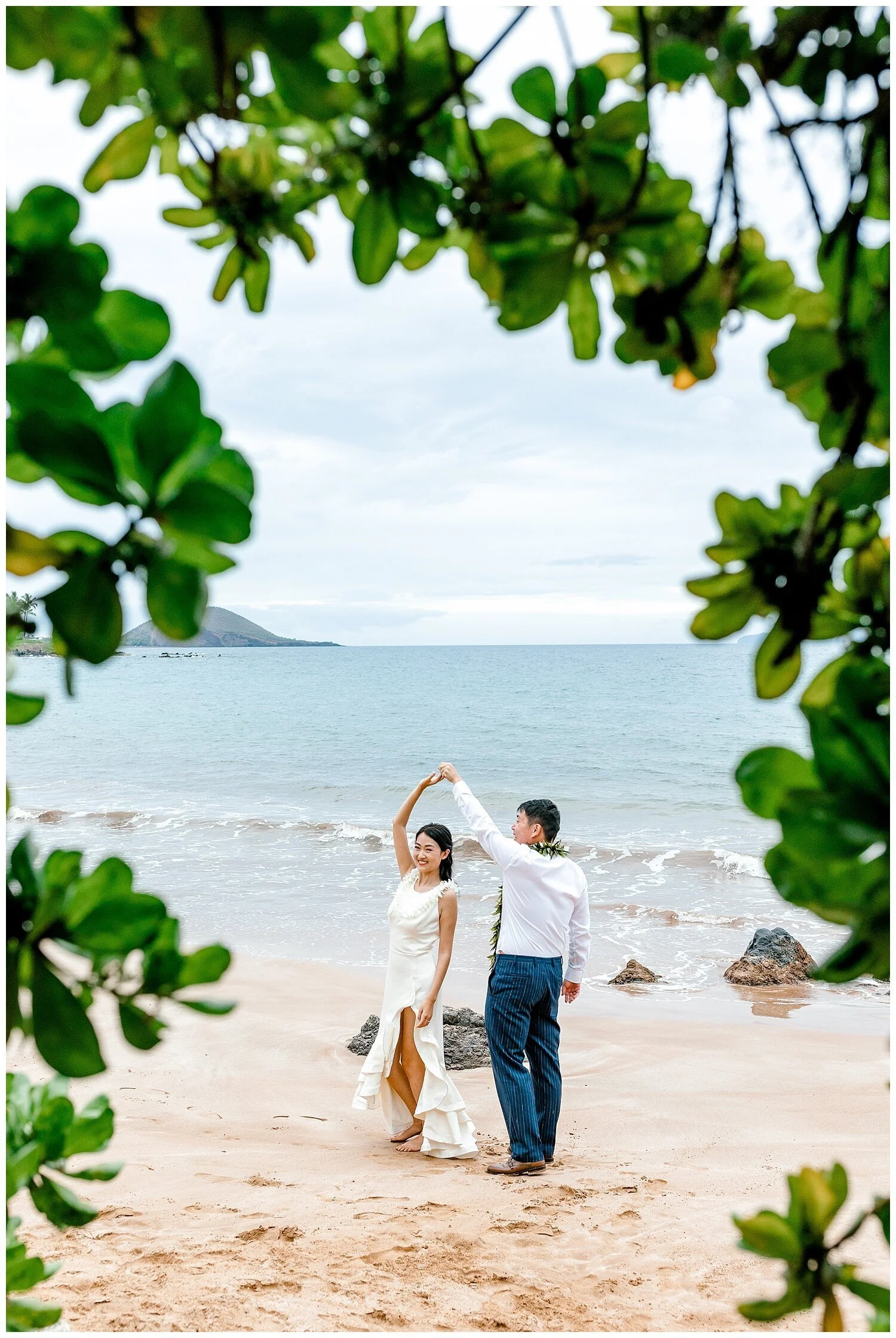 Asian Intimate Maui Wedding_0122.jpg