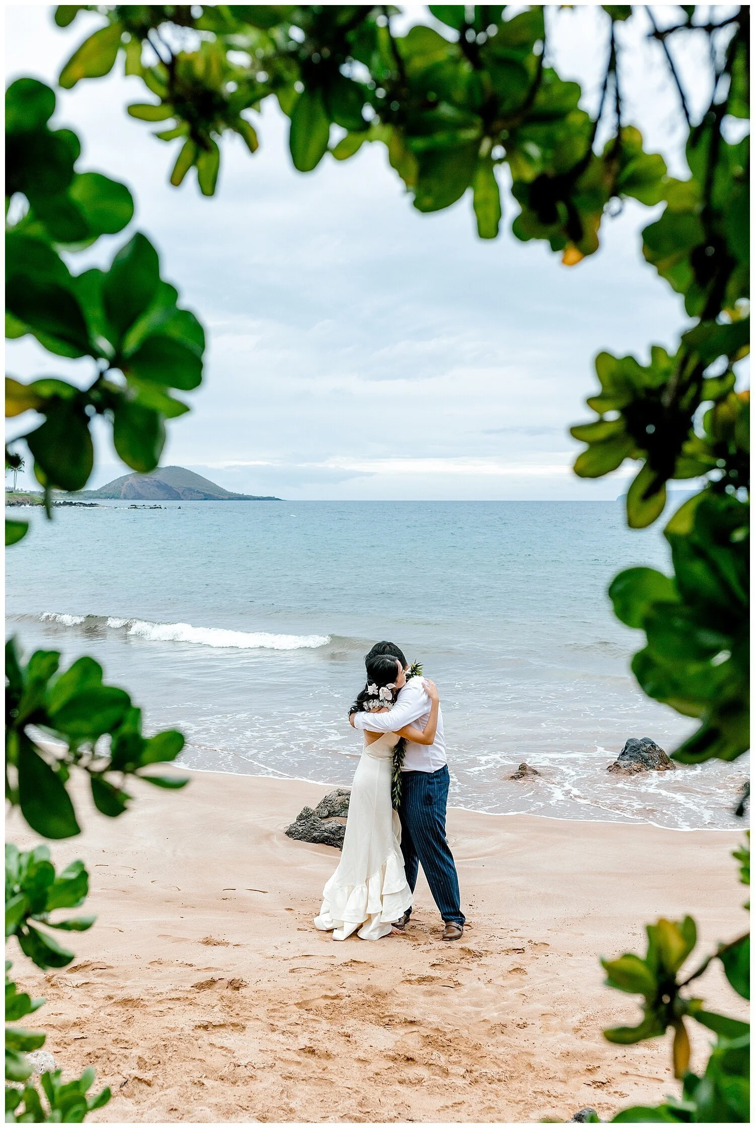 Asian Intimate Maui Wedding_0126.jpg