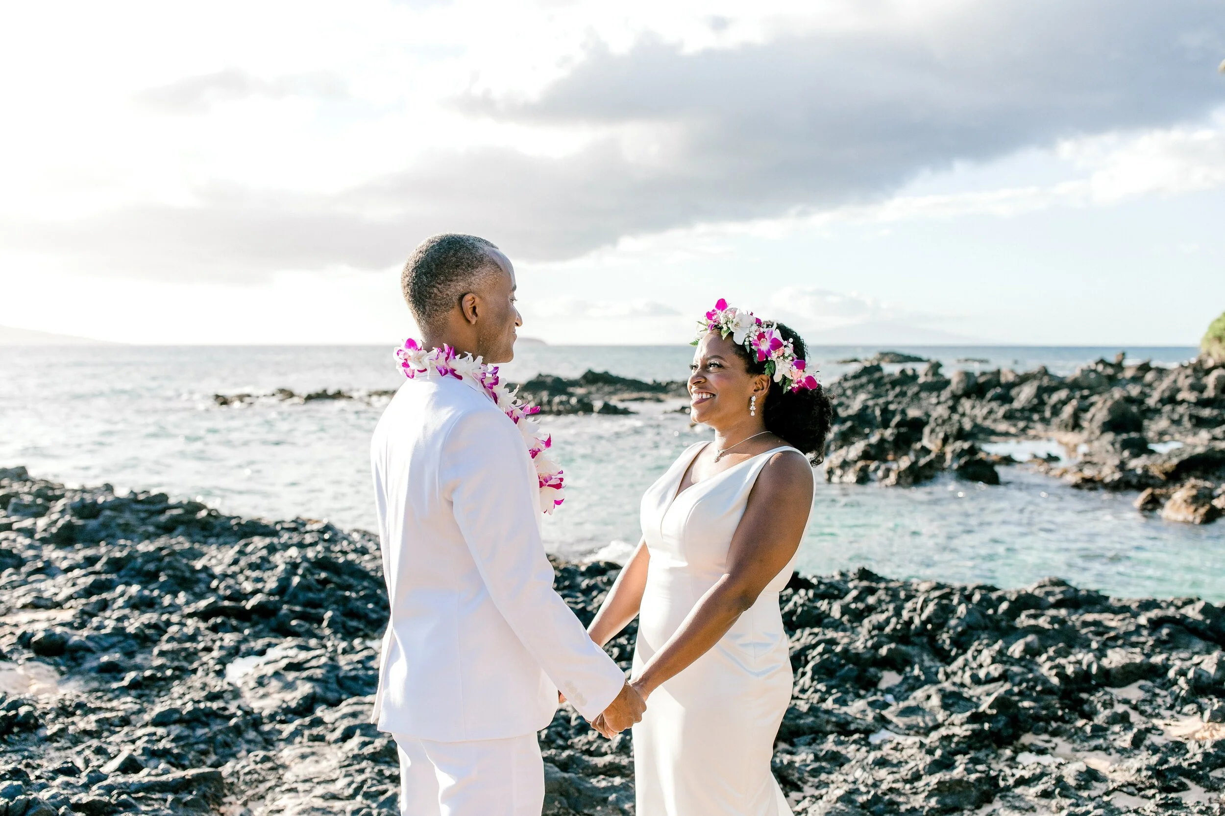 Makena-Cove-Maui-New-Years-Elopement_0014.jpg