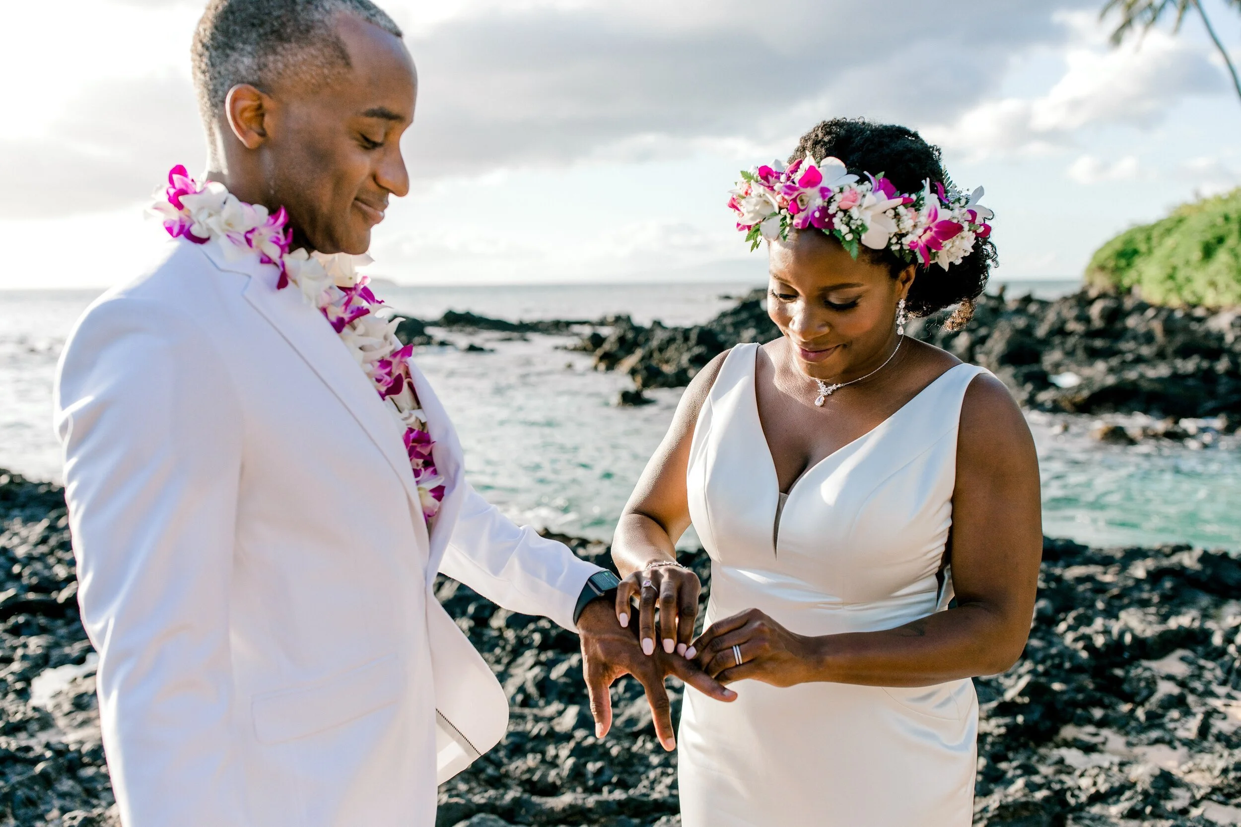 Makena-Cove-Maui-New-Years-Elopement_0022.jpg