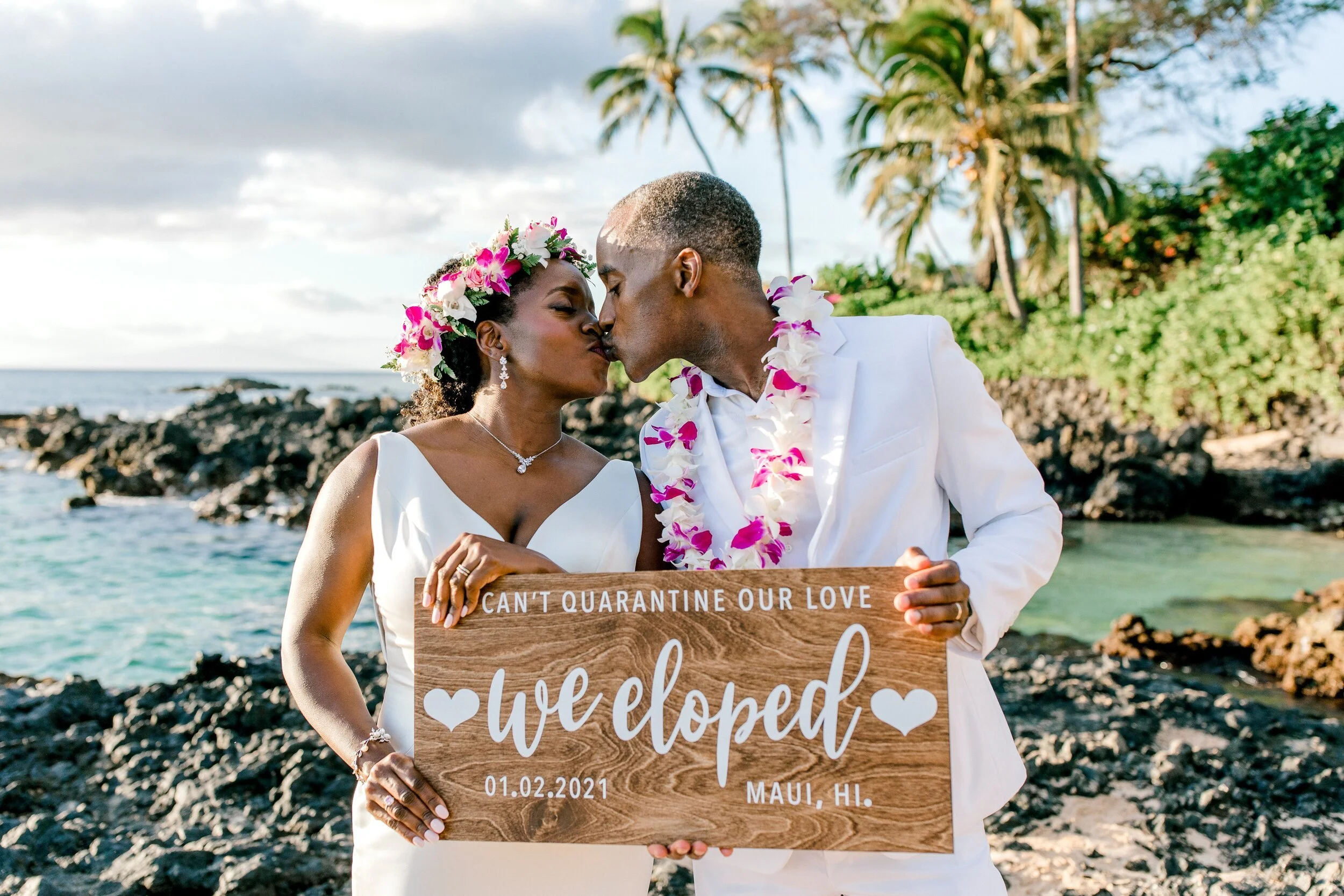 Makena-Cove-Maui-New-Years-Elopement_0038.jpg