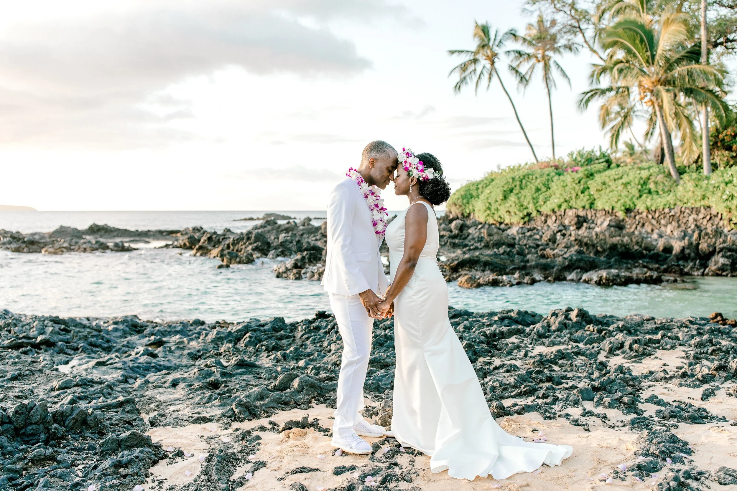 Makena-Cove-Maui-New-Years-Elopement_0071.jpg