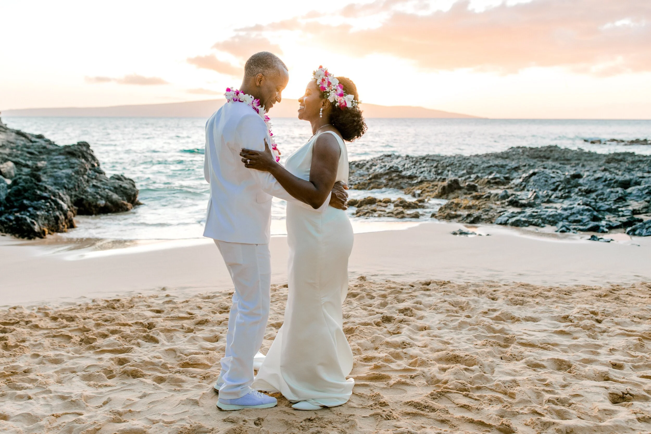 Makena-Cove-Maui-New-Years-Elopement_0094.jpg