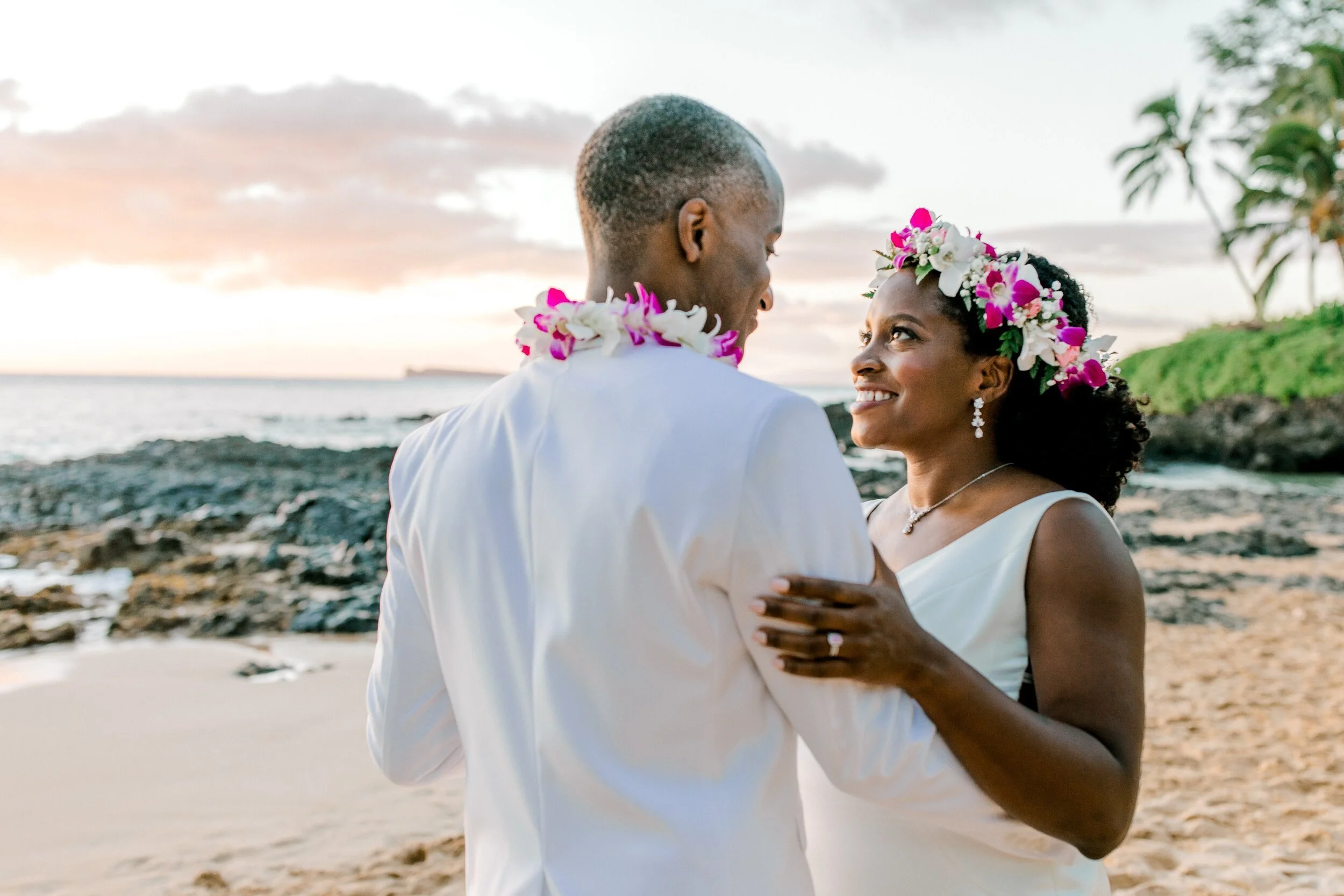 Makena-Cove-Maui-New-Years-Elopement_0095.jpg