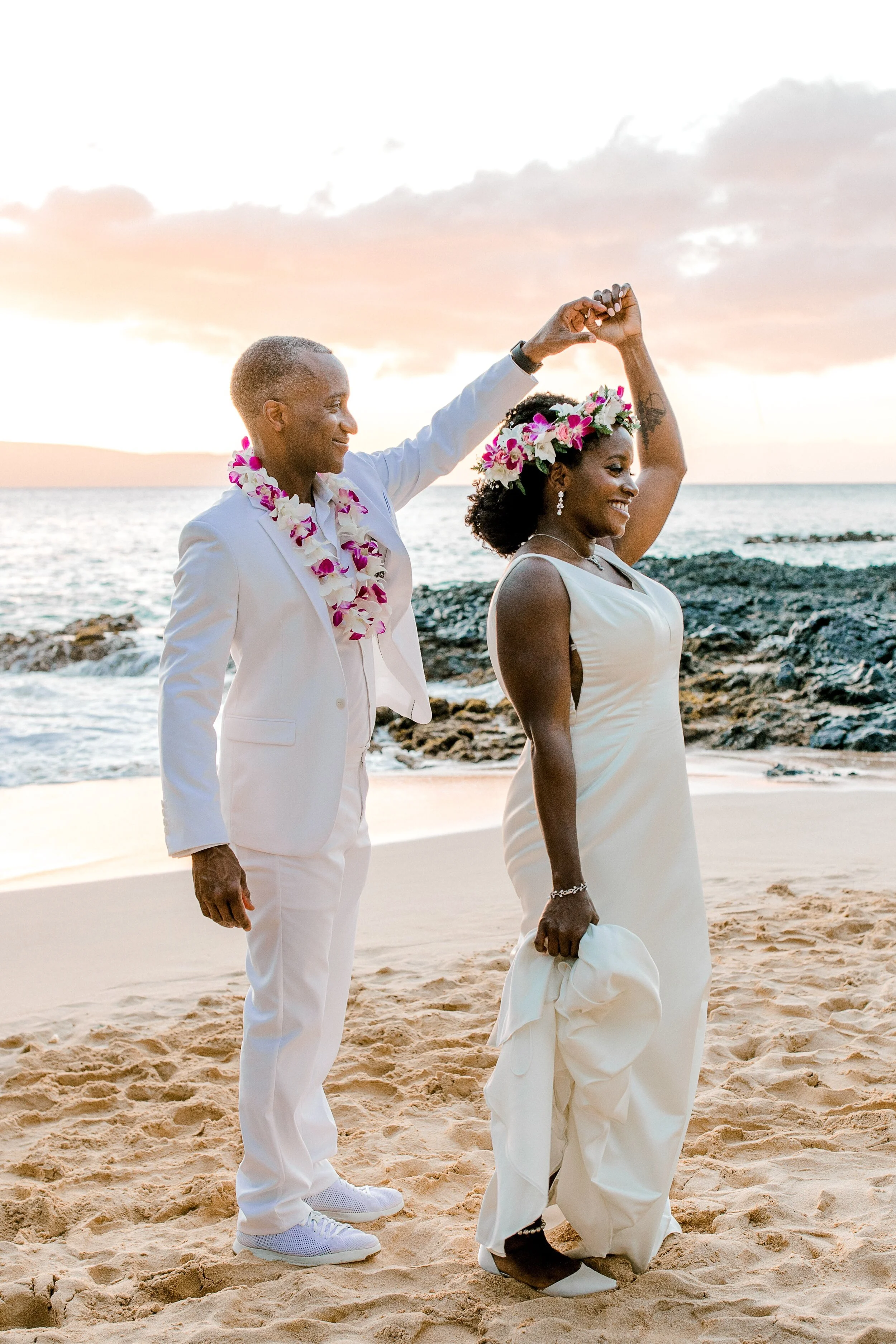 Makena-Cove-Maui-New-Years-Elopement_0195.jpg