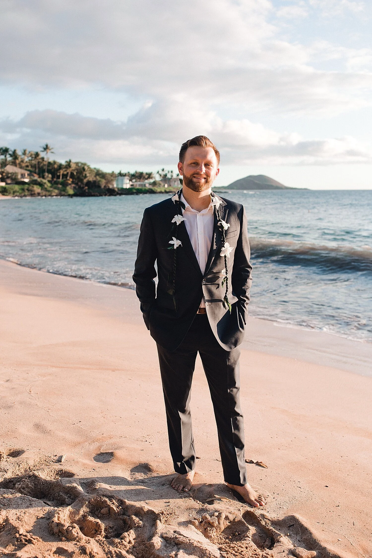 Elopement-at-White-Rock-Beach-Maui_0053.jpg