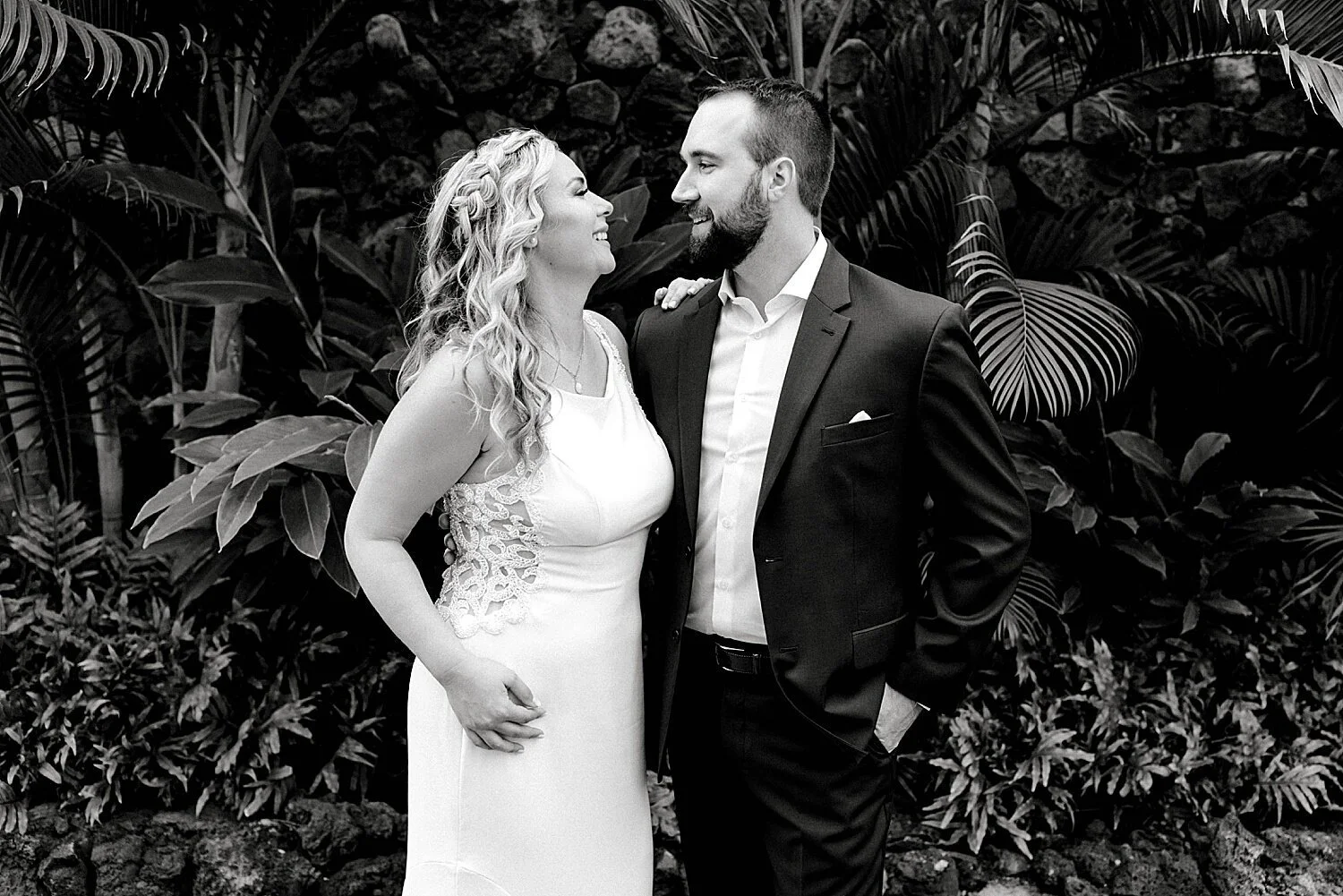 Maui-Beach-Elopement-Photography_0002.jpg