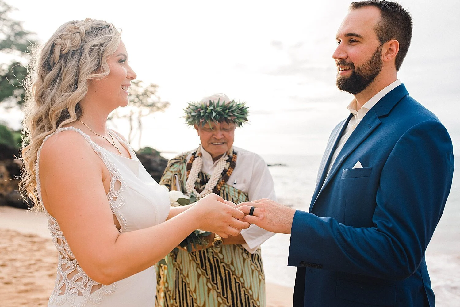 Maui-Beach-Elopement-Photography_0036.jpg