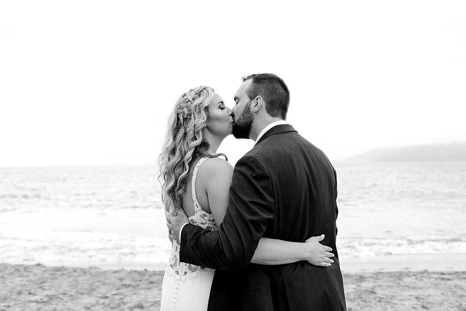Maui-Beach-Elopement-Photography_0108.jpg