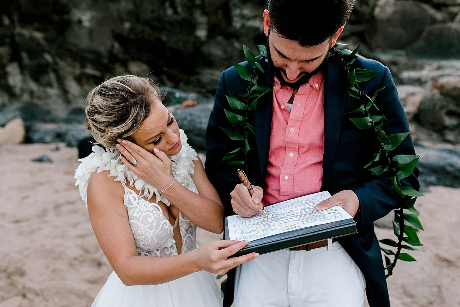 Ironwoods-Beach-Maui-Elopement-Photographer_0047.jpg