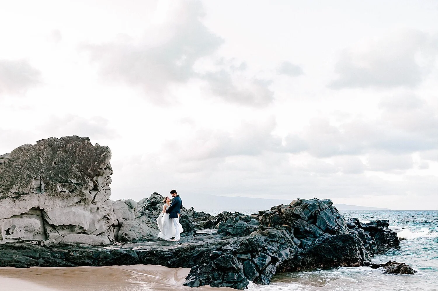 Ironwoods-Beach-Maui-Elopement-Photographer_0059.jpg