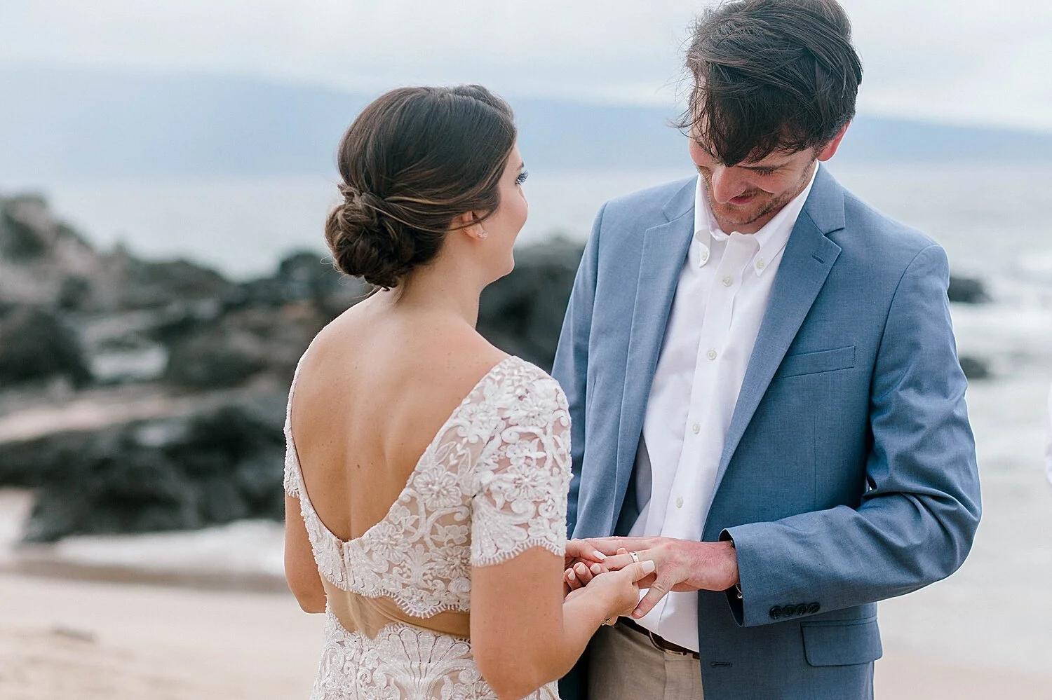 Ironwoods-Beach-Maui-Intimate-Wedding-Photographer_0023.jpg