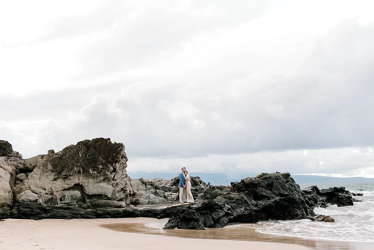 Ironwoods-Beach-Maui-Intimate-Wedding-Photographer_0036.jpg