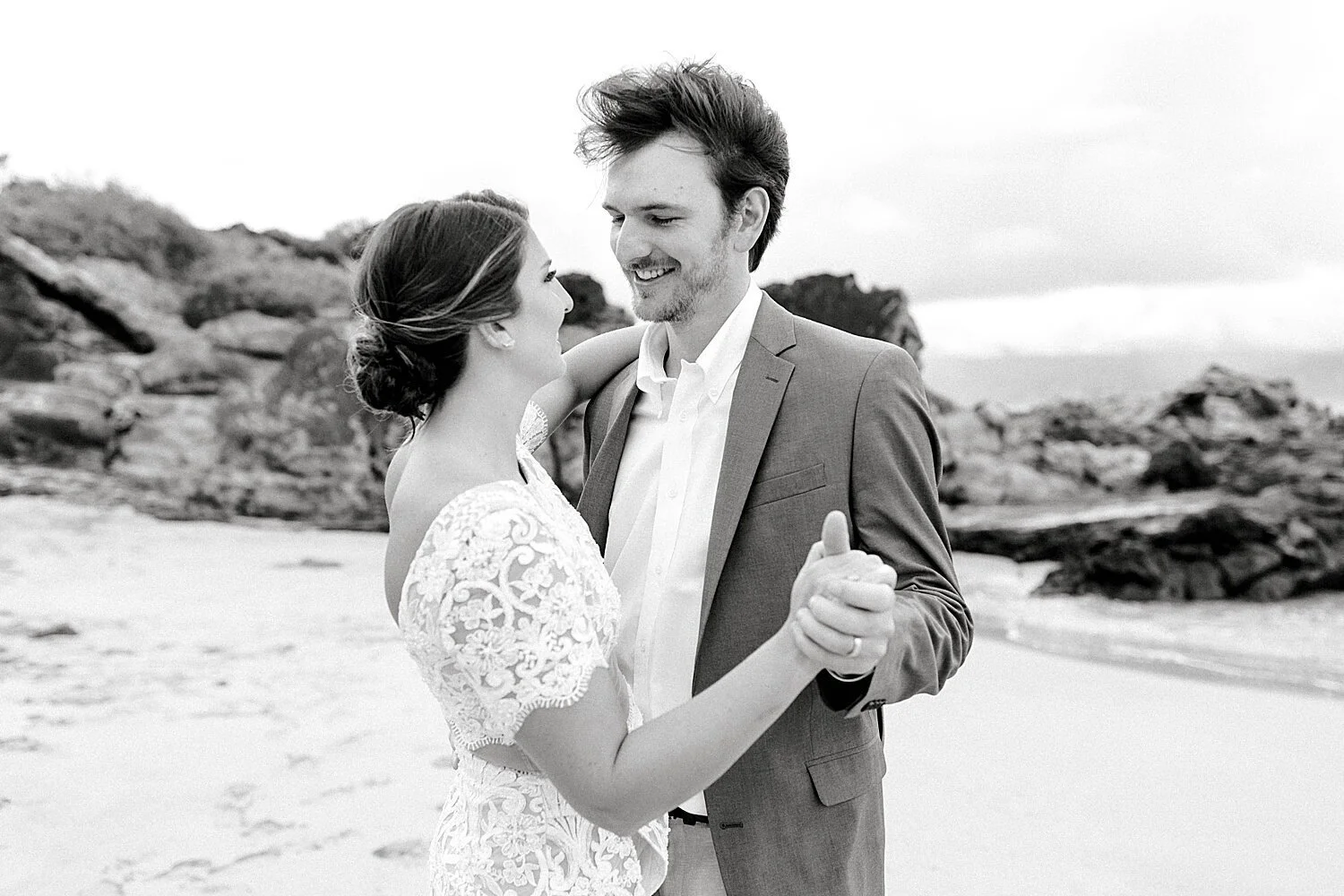 Ironwoods-Beach-Maui-Intimate-Wedding-Photographer_0044.jpg