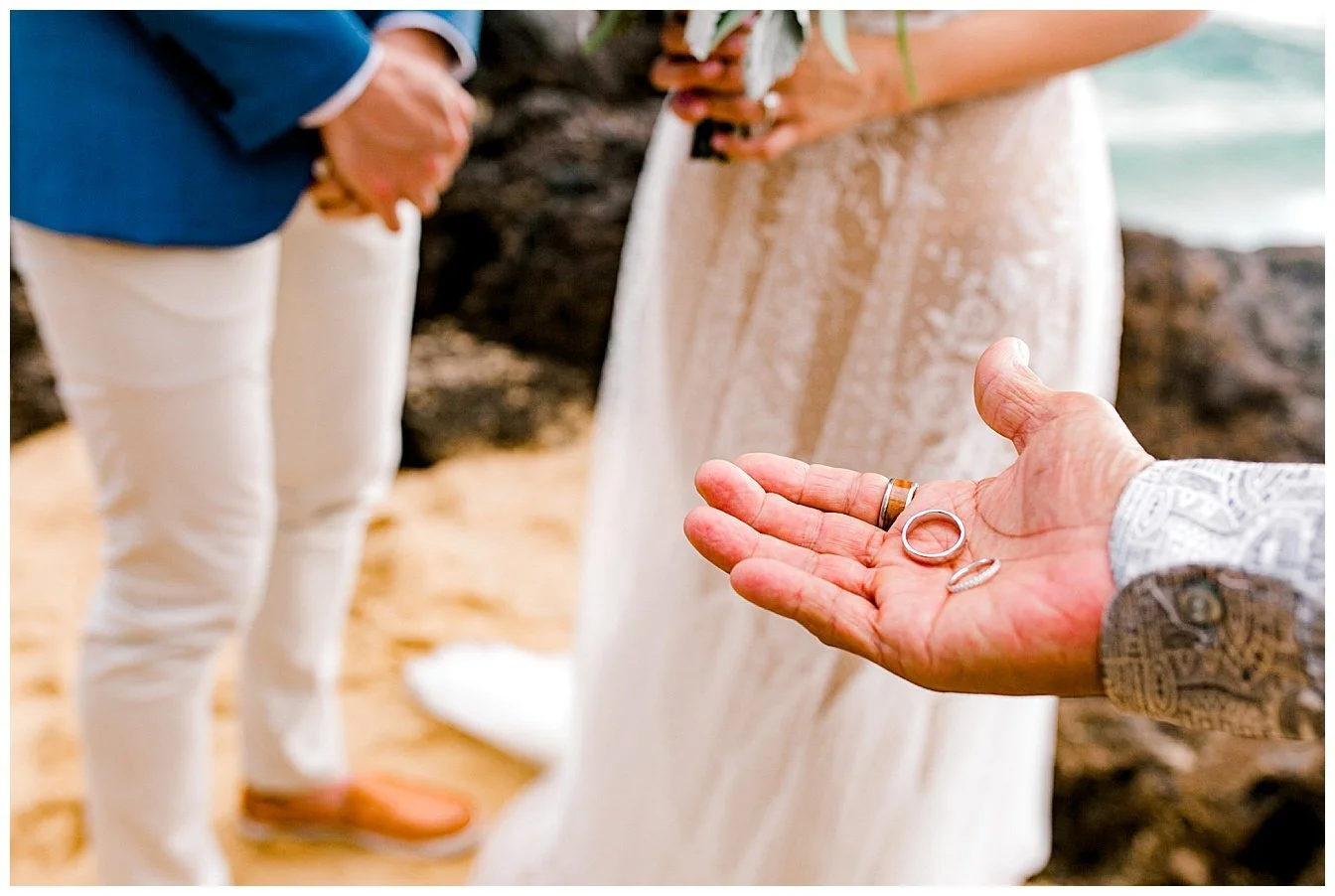 Makena-Cove-Maui-Elopement_0009.jpg