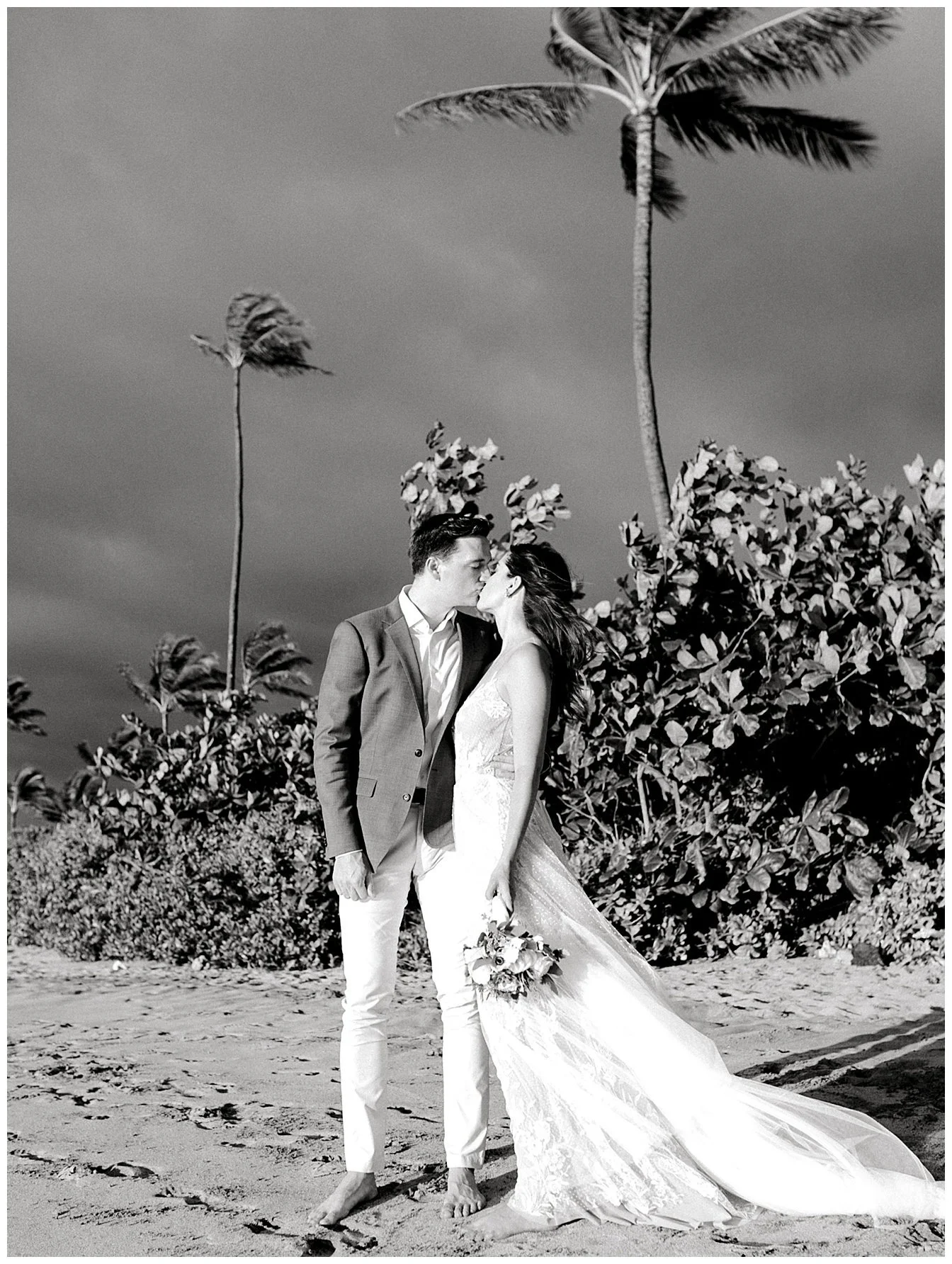 Makena-Cove-Maui-Elopement_0049.jpg
