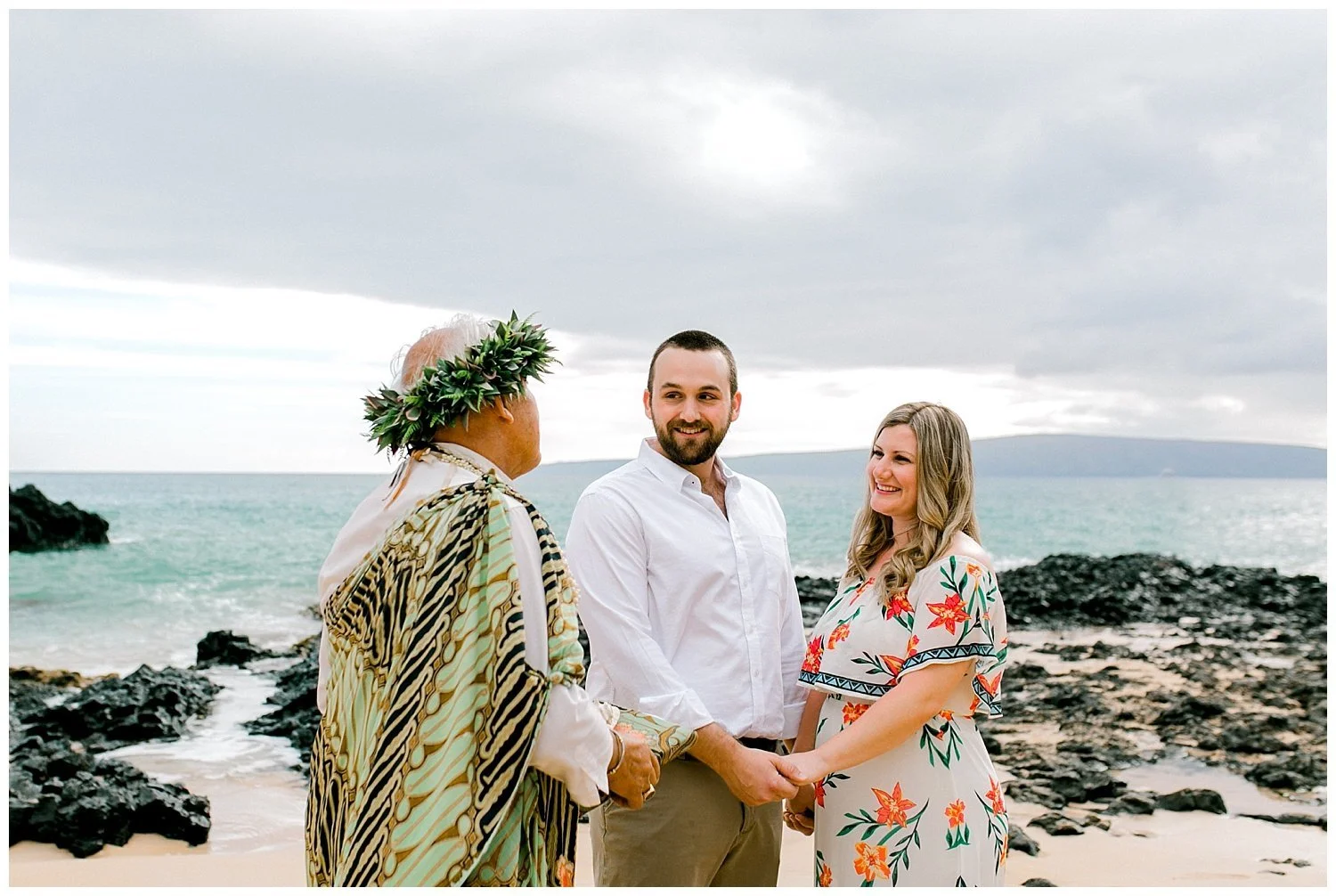 Maui-Elopement-Photography-Makena-Cove-Elopement_0006.jpg