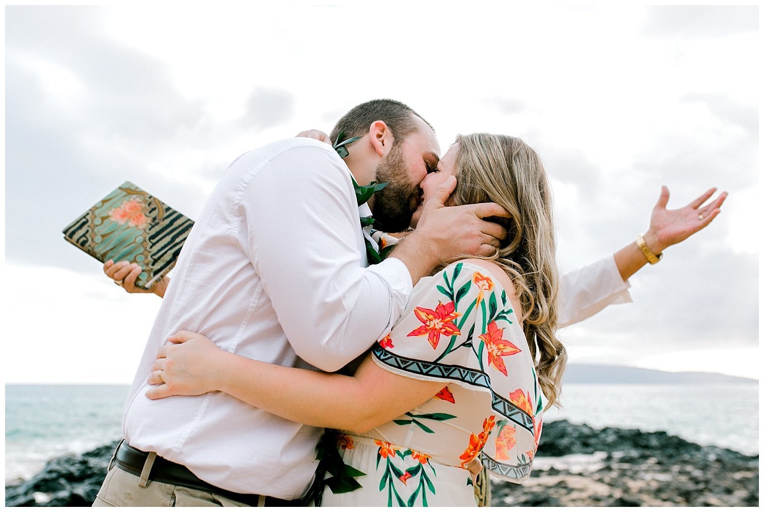 Maui-Elopement-Photography-Makena-Cove-Elopement_0026.jpg