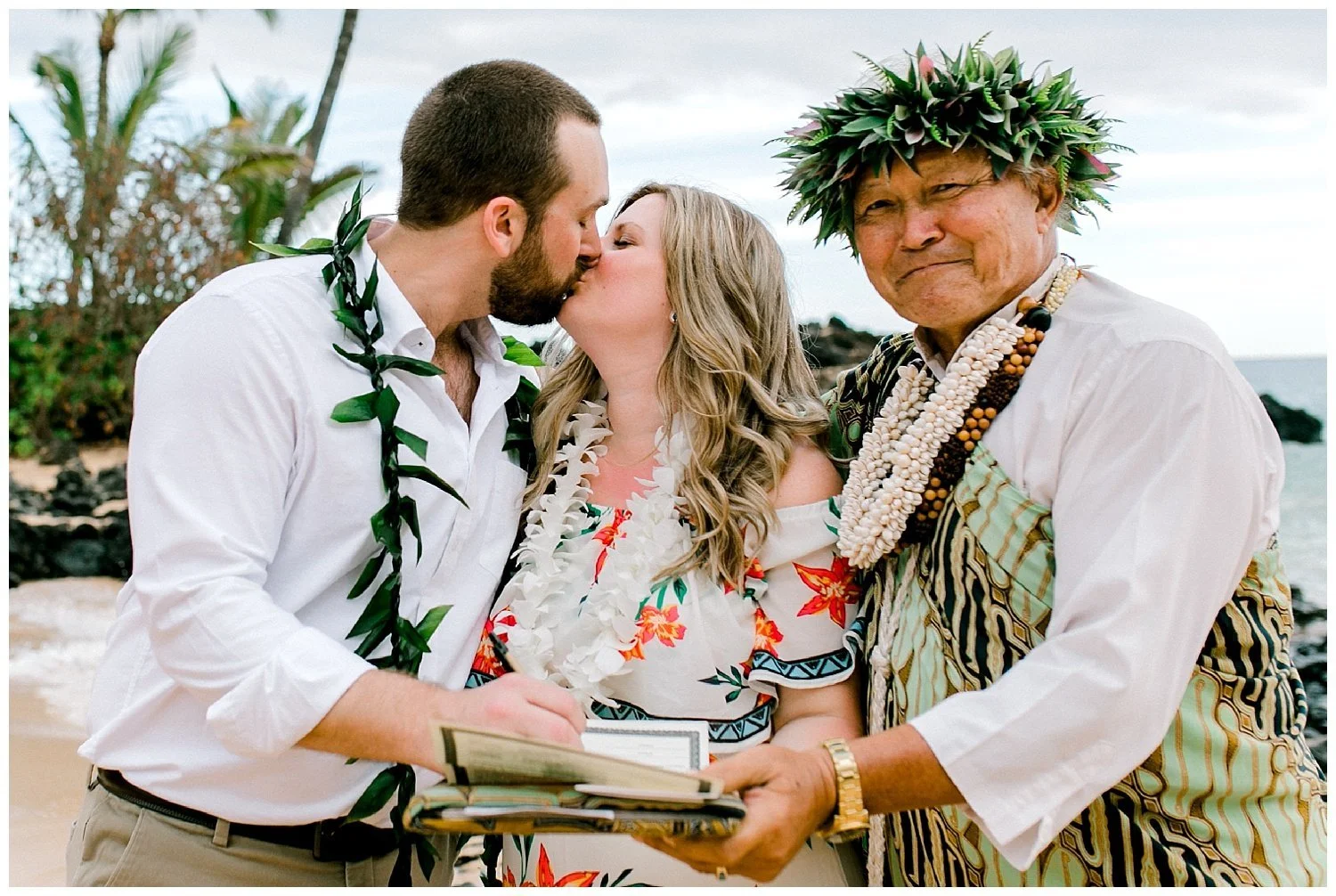 Maui-Elopement-Photography-Makena-Cove-Elopement_0031.jpg