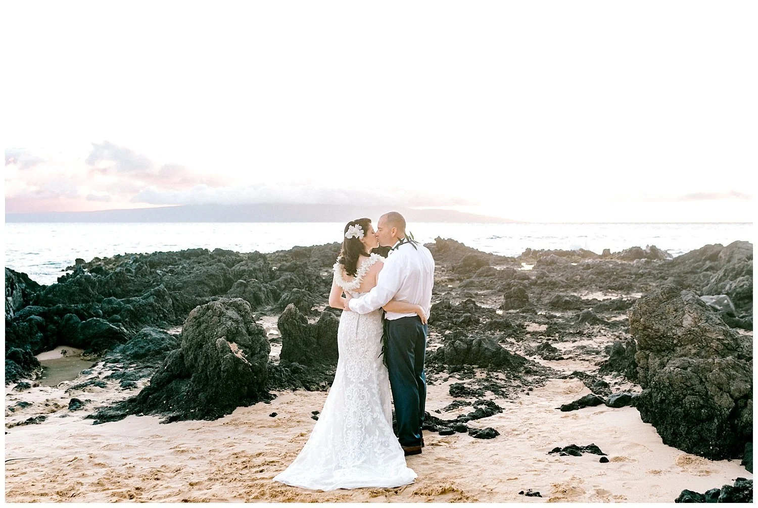 Maui-Elopement-Photography-Makena-Cove-Elopement_0093.jpg