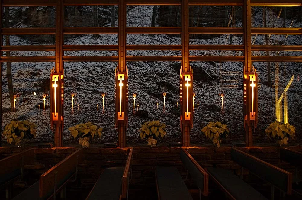 Cross lights and reflections