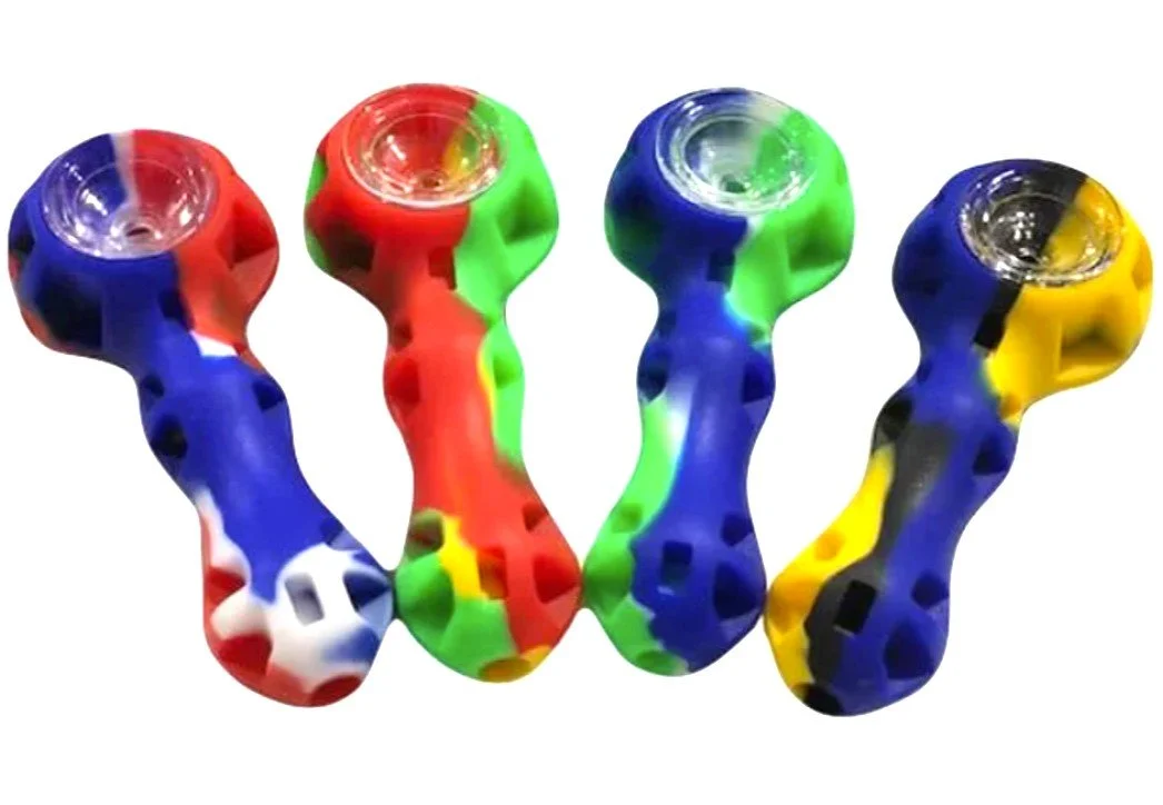 Silicone hand pipe with glass bowl
