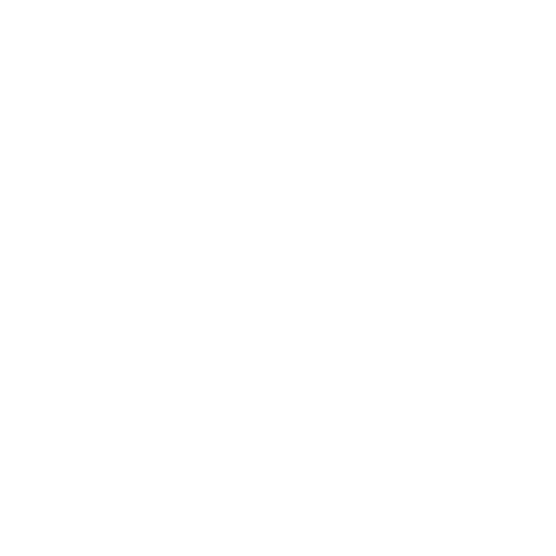 蝶のデザインと日本語の文字が描かれた、白い丸みを帯びた形のアート作品