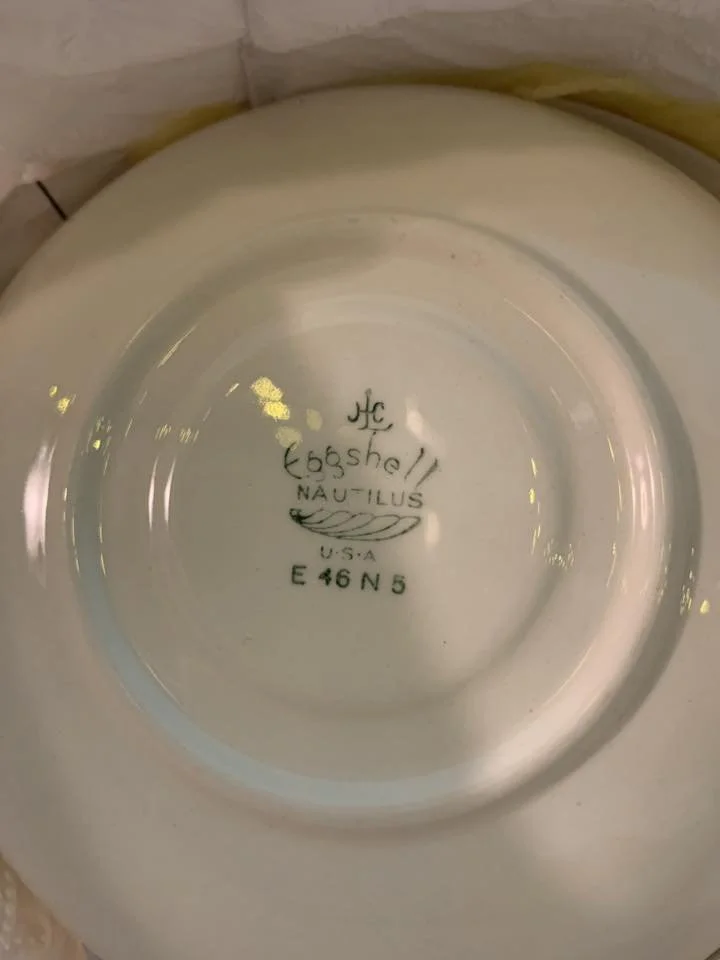 Eggshell.jpg