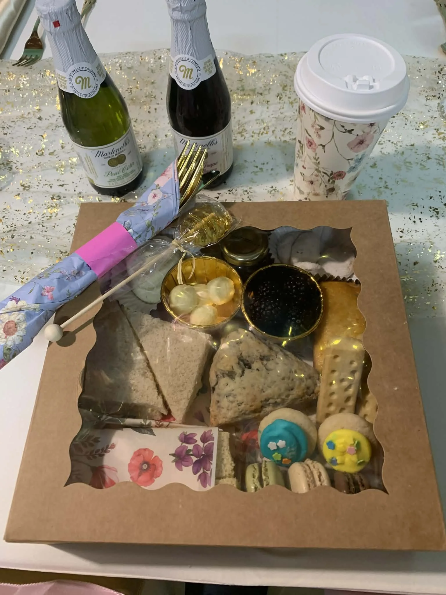 Joyful Afternoon Tea Picnic Box Minimum 4