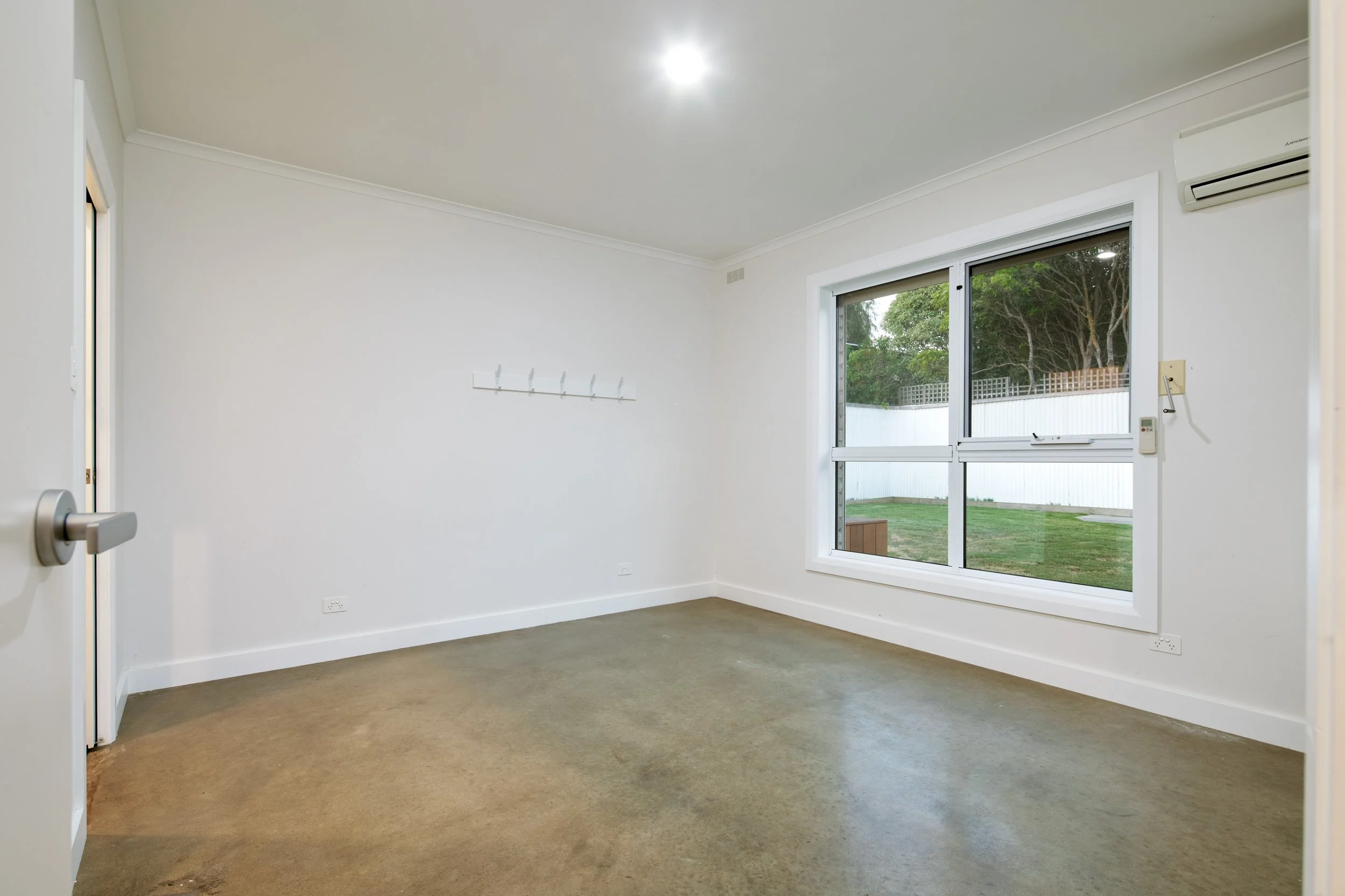 1_3_Inverloch_Road_045 (1).jpg