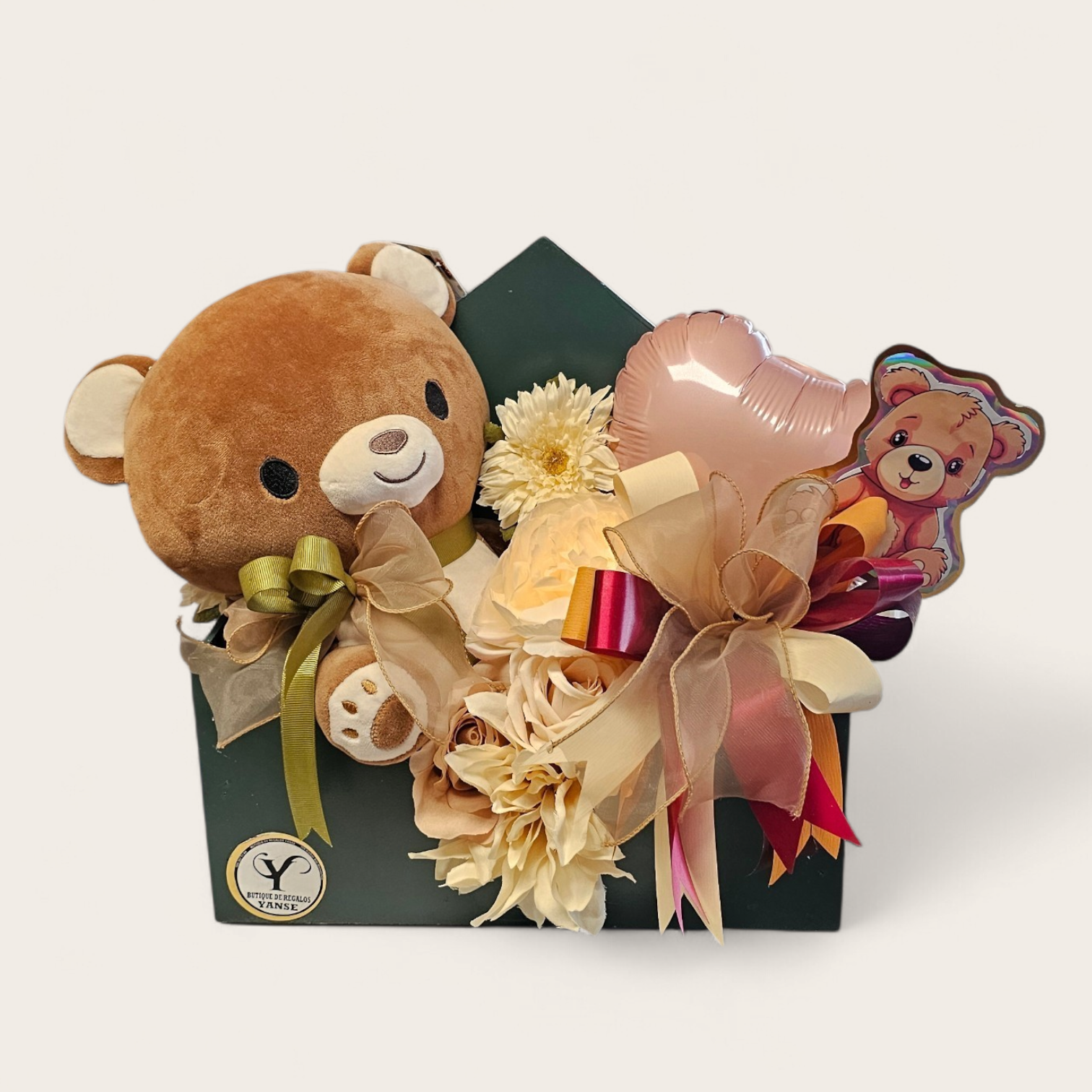Caja de Ternura con Peluche y Flores