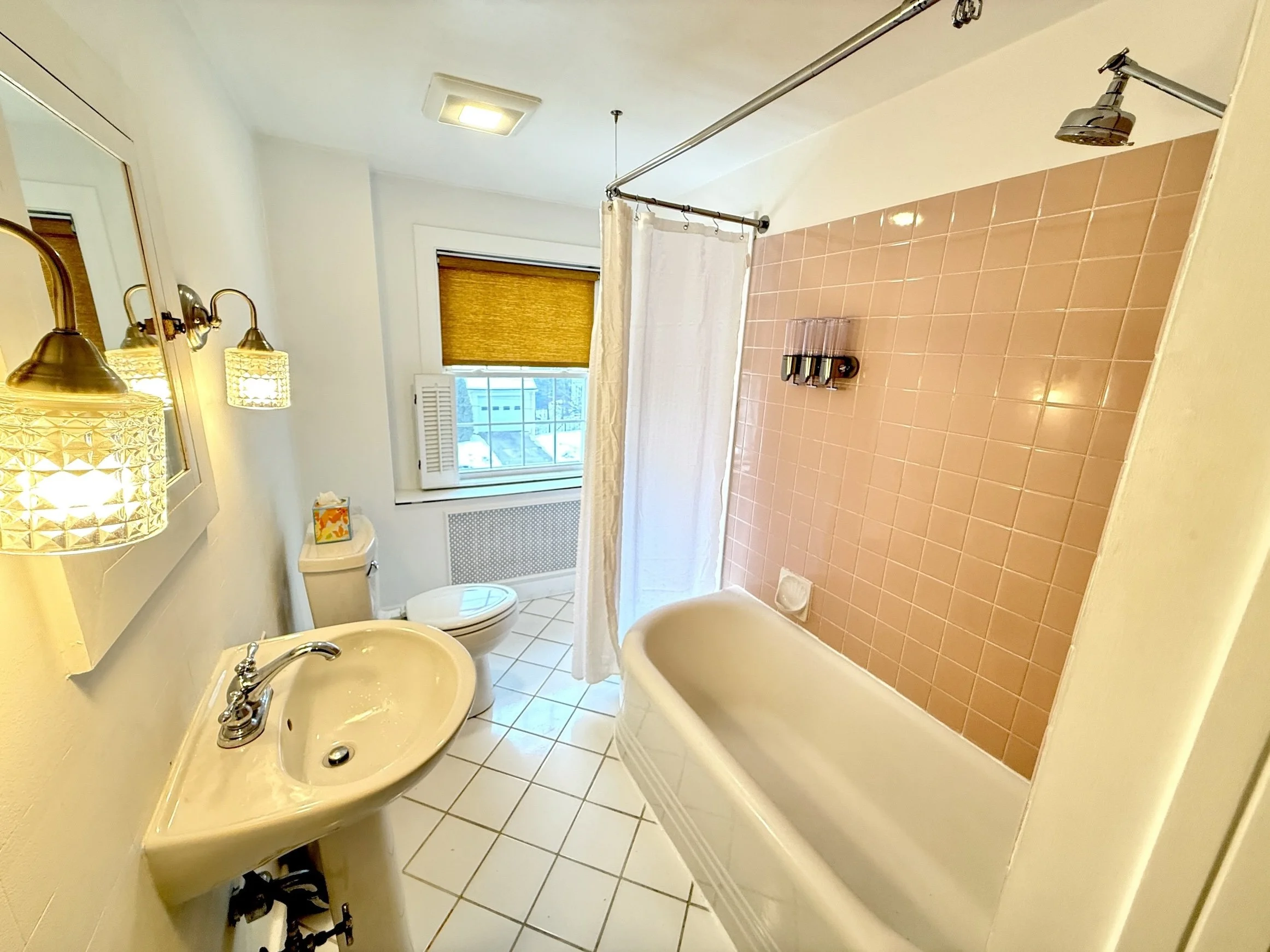 One and a half bathrooms