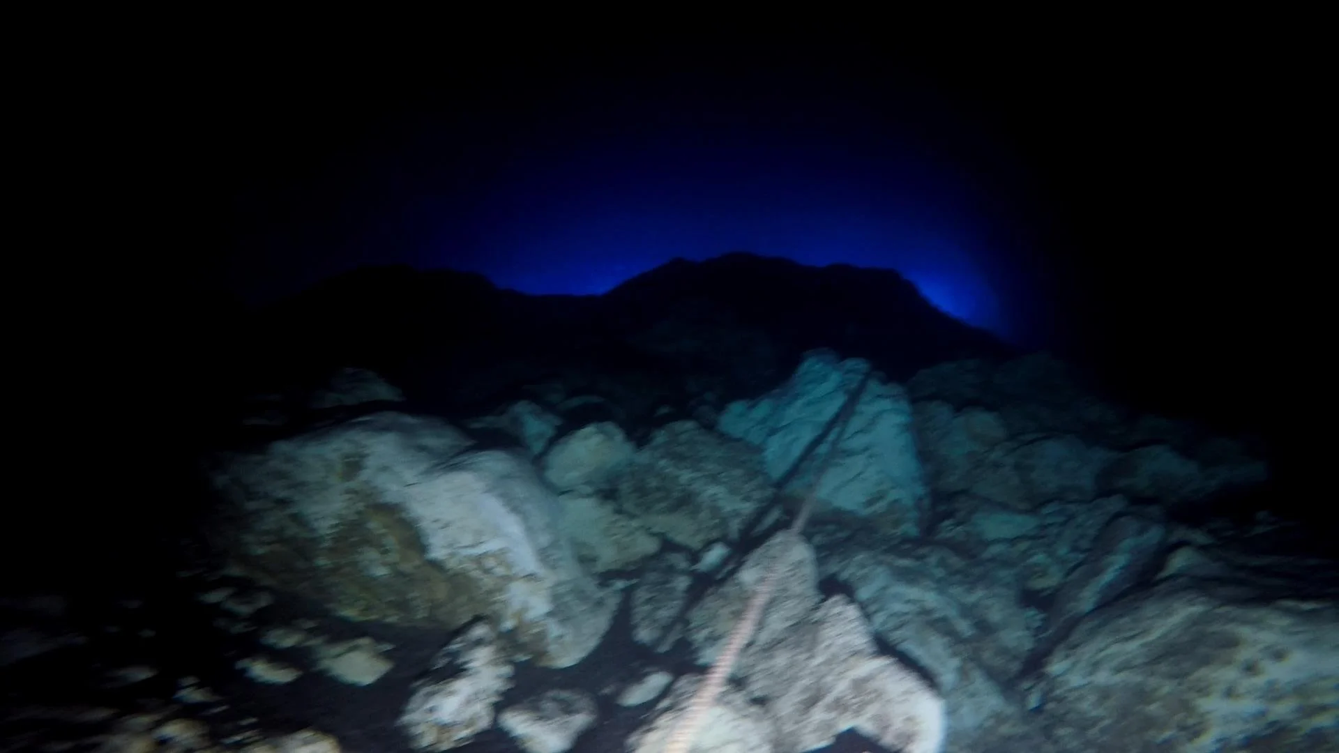 GOPR0722.MP4_snapshot_09.09_[2021.04.14_20.31.28].jpg