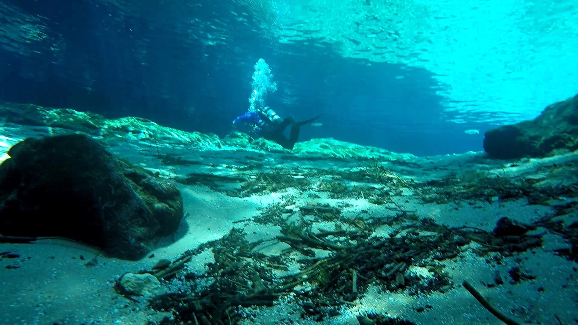 GOPR0719.MP4_snapshot_01.05_[2021.04.13_19.08.01].jpg