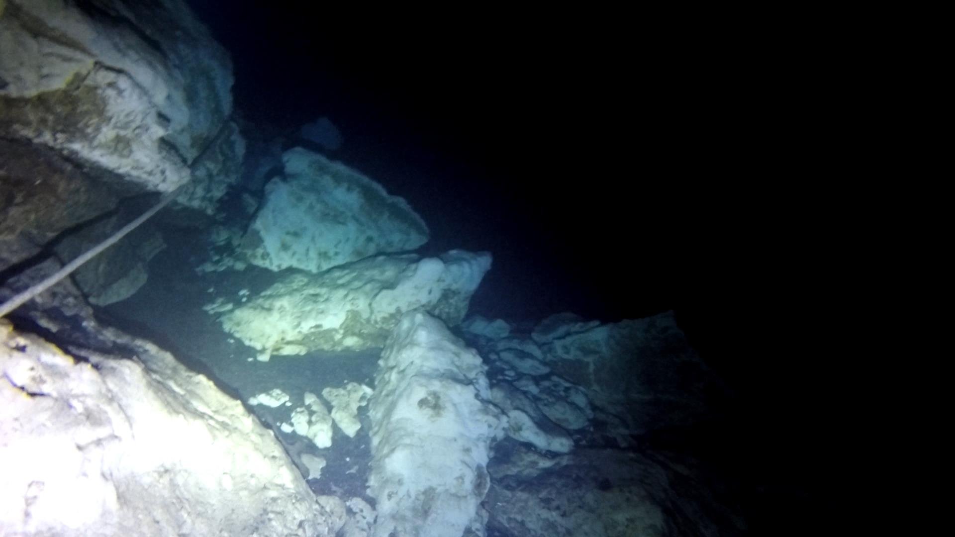 GOPR0722.MP4_snapshot_08.38_[2021.04.14_20.30.43].jpg
