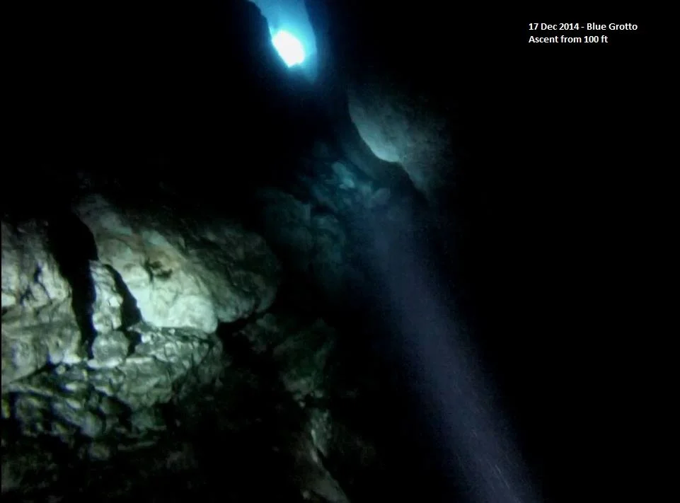 BlueGrotto004.jpg