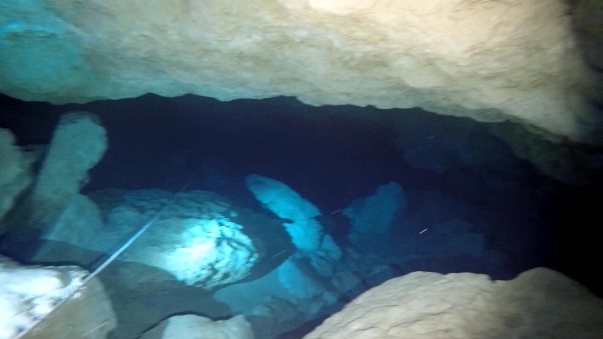 GOPR0717.MP4_snapshot_00.29_[2021.04.13_18.15.43].jpg