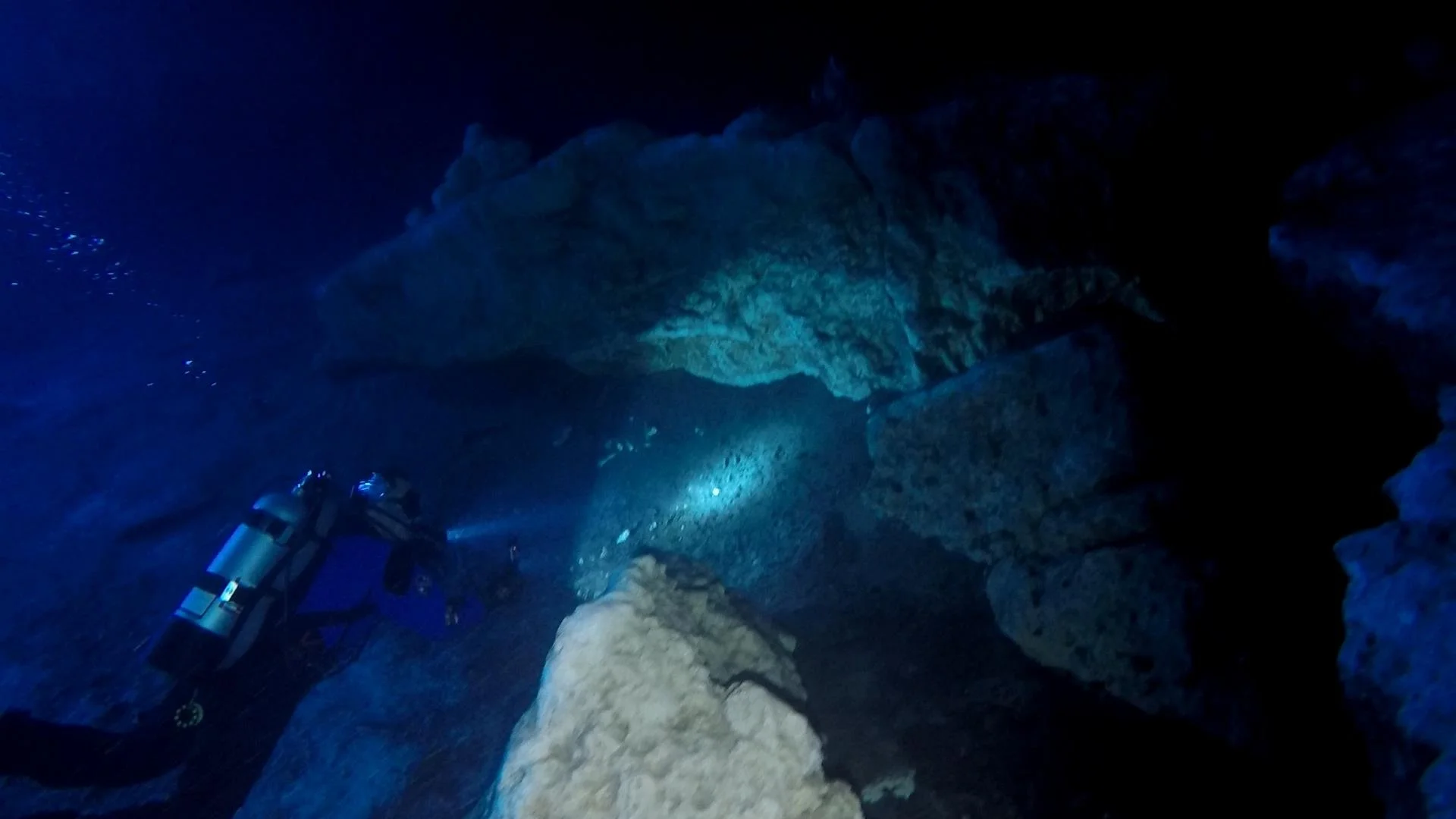 GOPR0722.MP4_snapshot_04.13_[2021.04.14_20.24.34].jpg