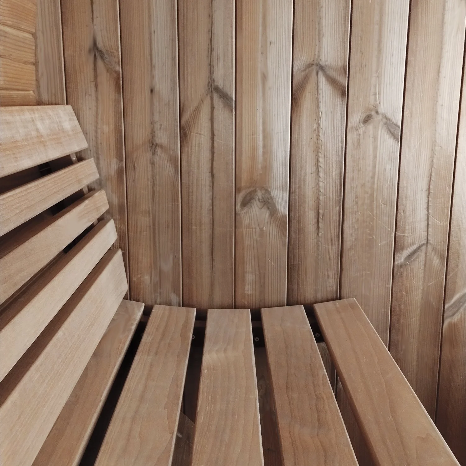 E6 Bench Close up.jpg