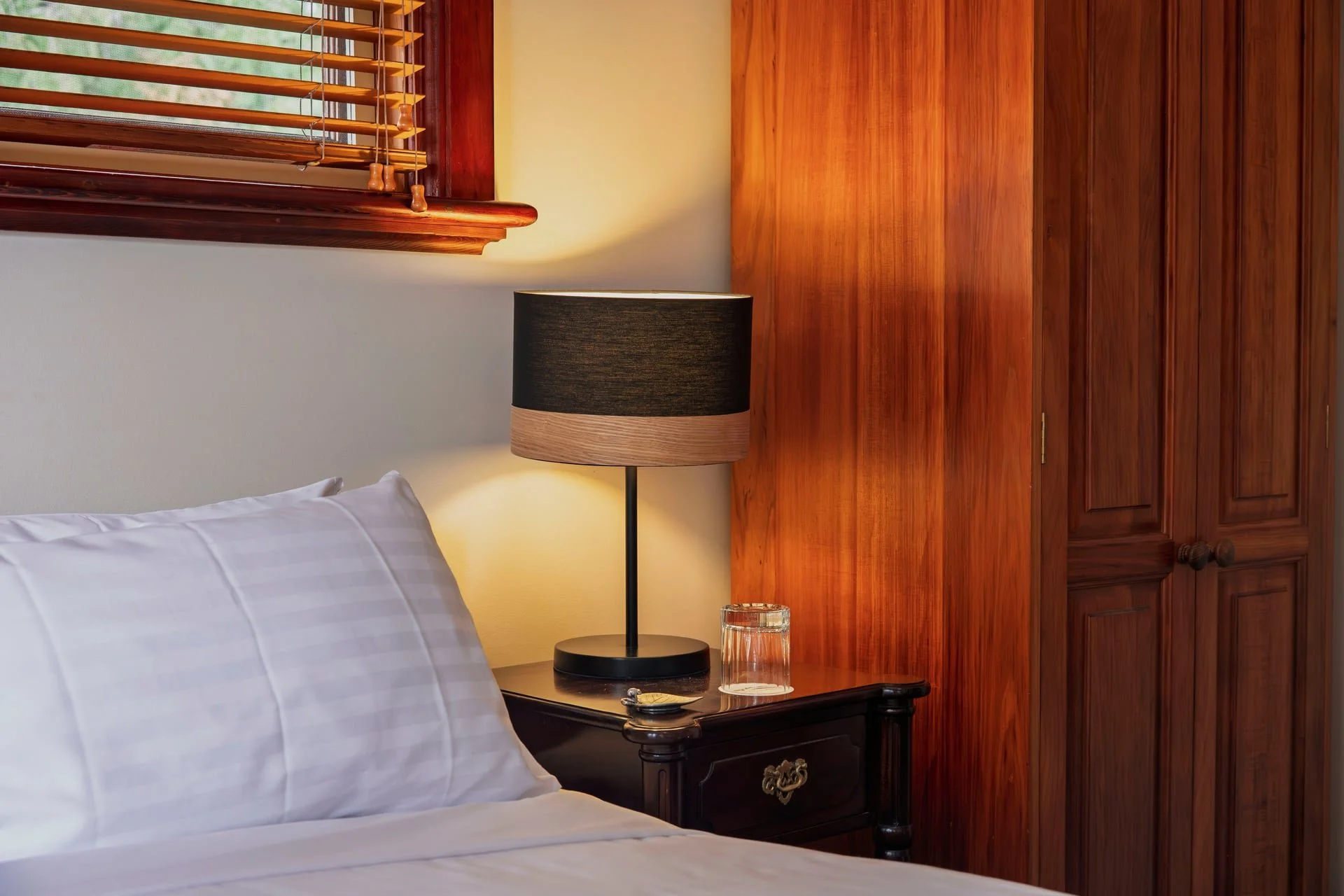 FranklinManor-Room3-12.jpg