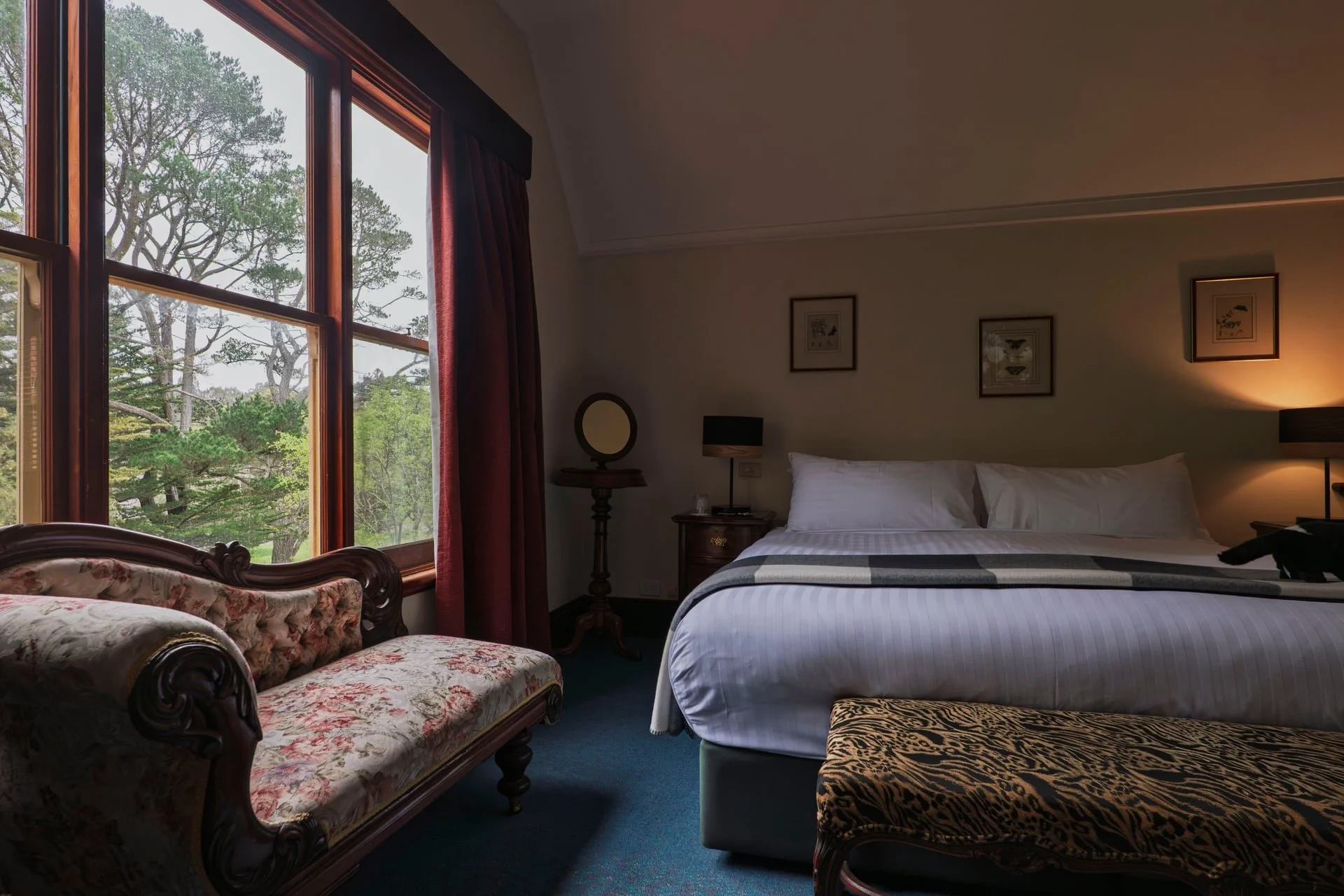 FranklinManor-Room6-06.jpg