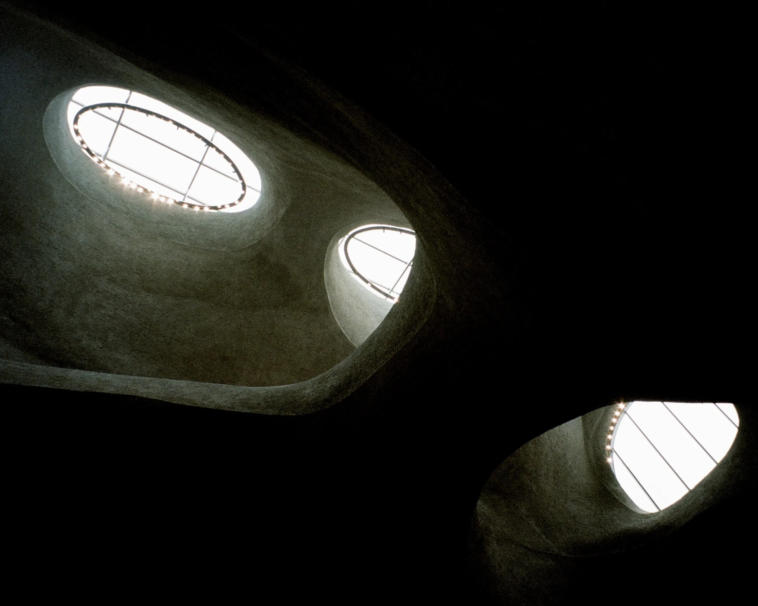 Architecture similar to an ant hill