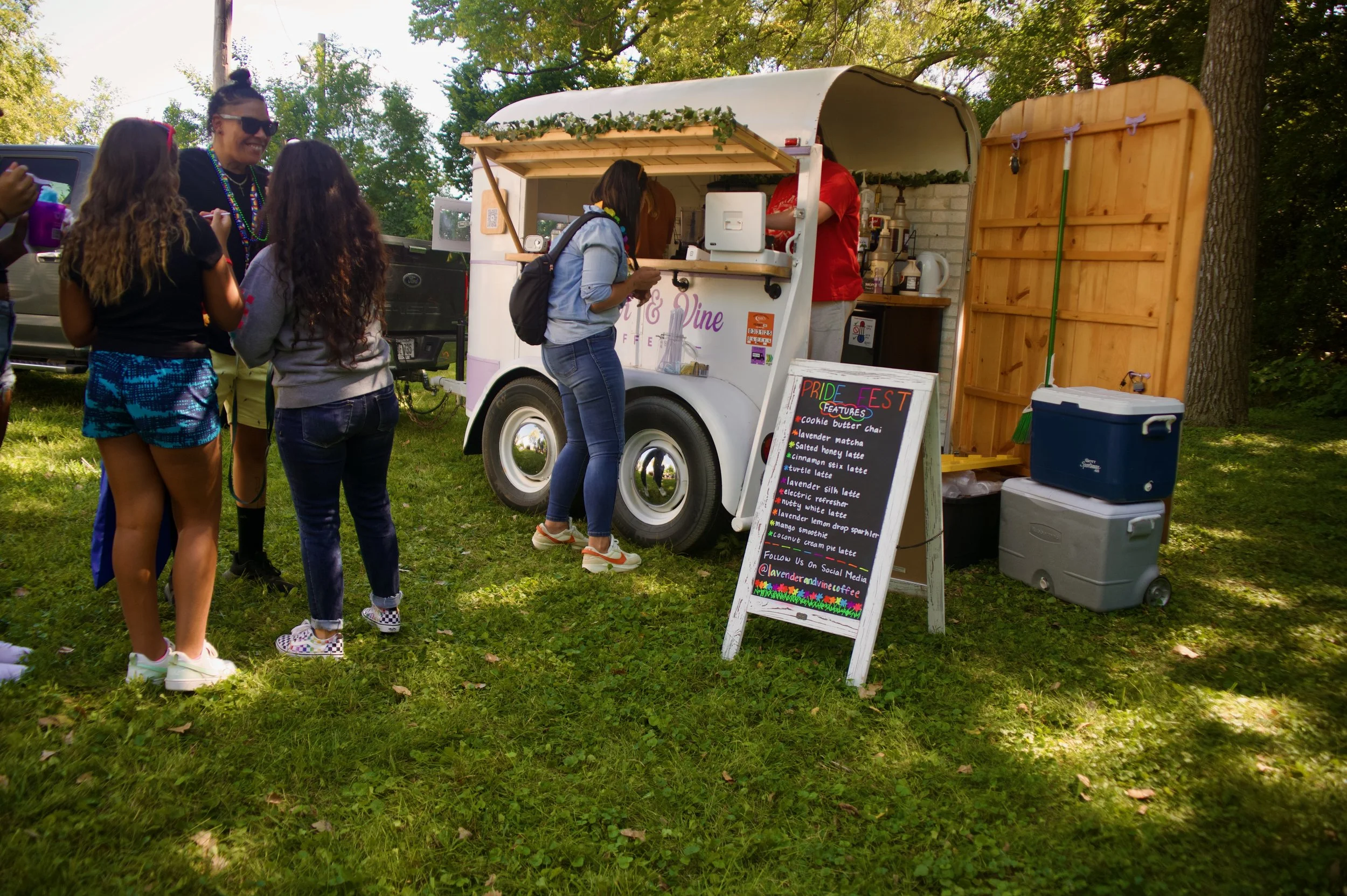 Food truck vendor