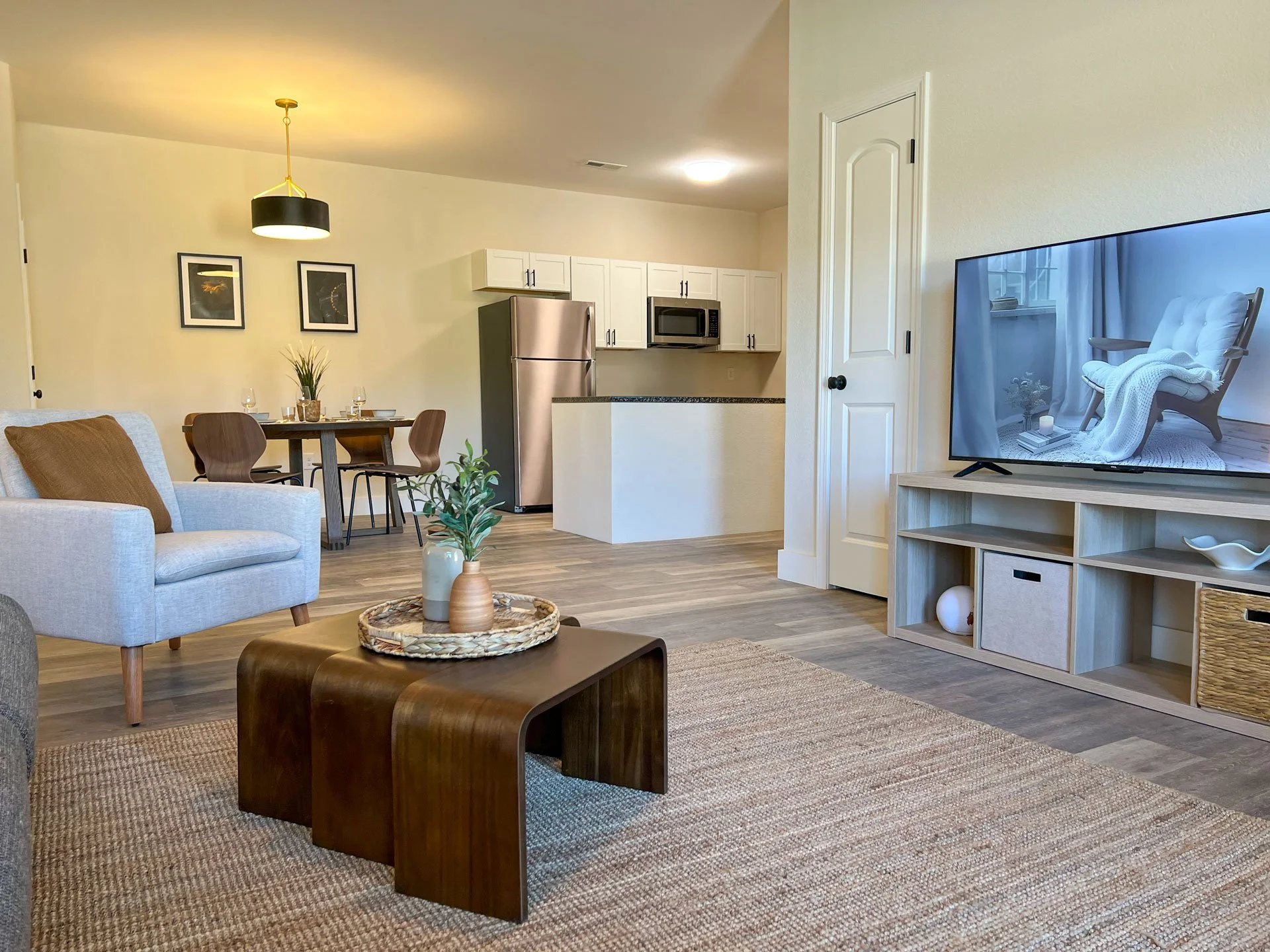 living_room_01.jpg