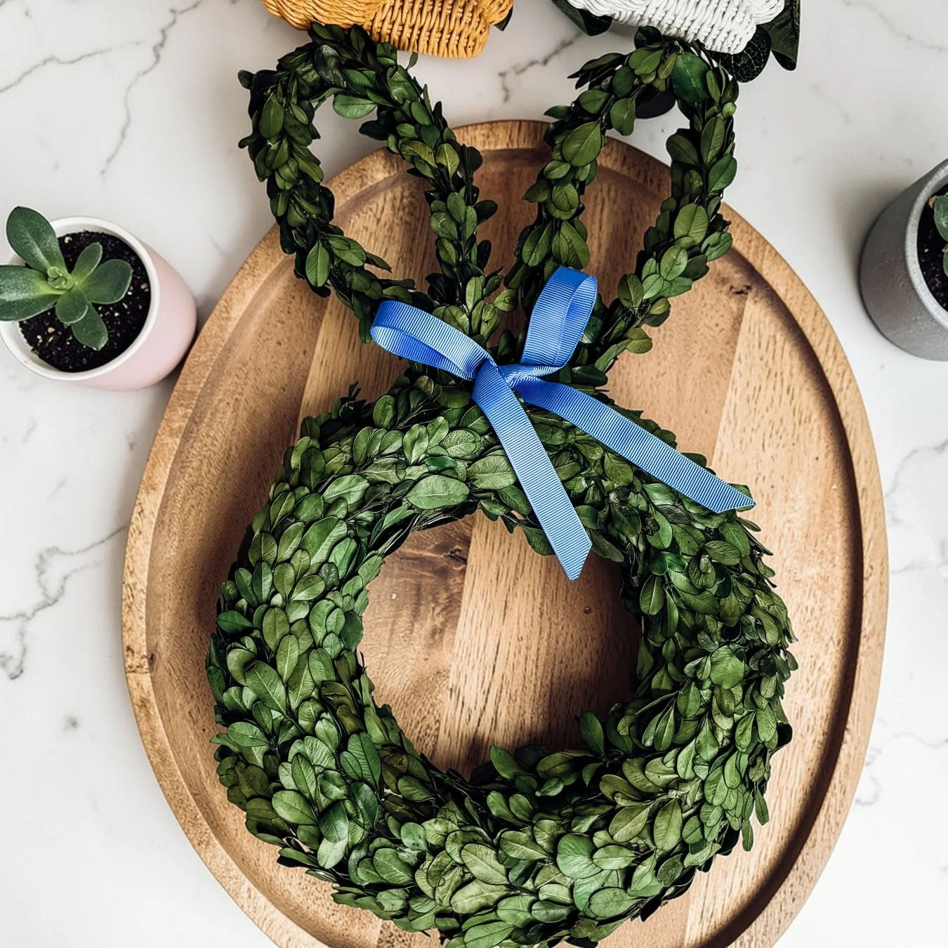 Bunny Wreath Boxwood