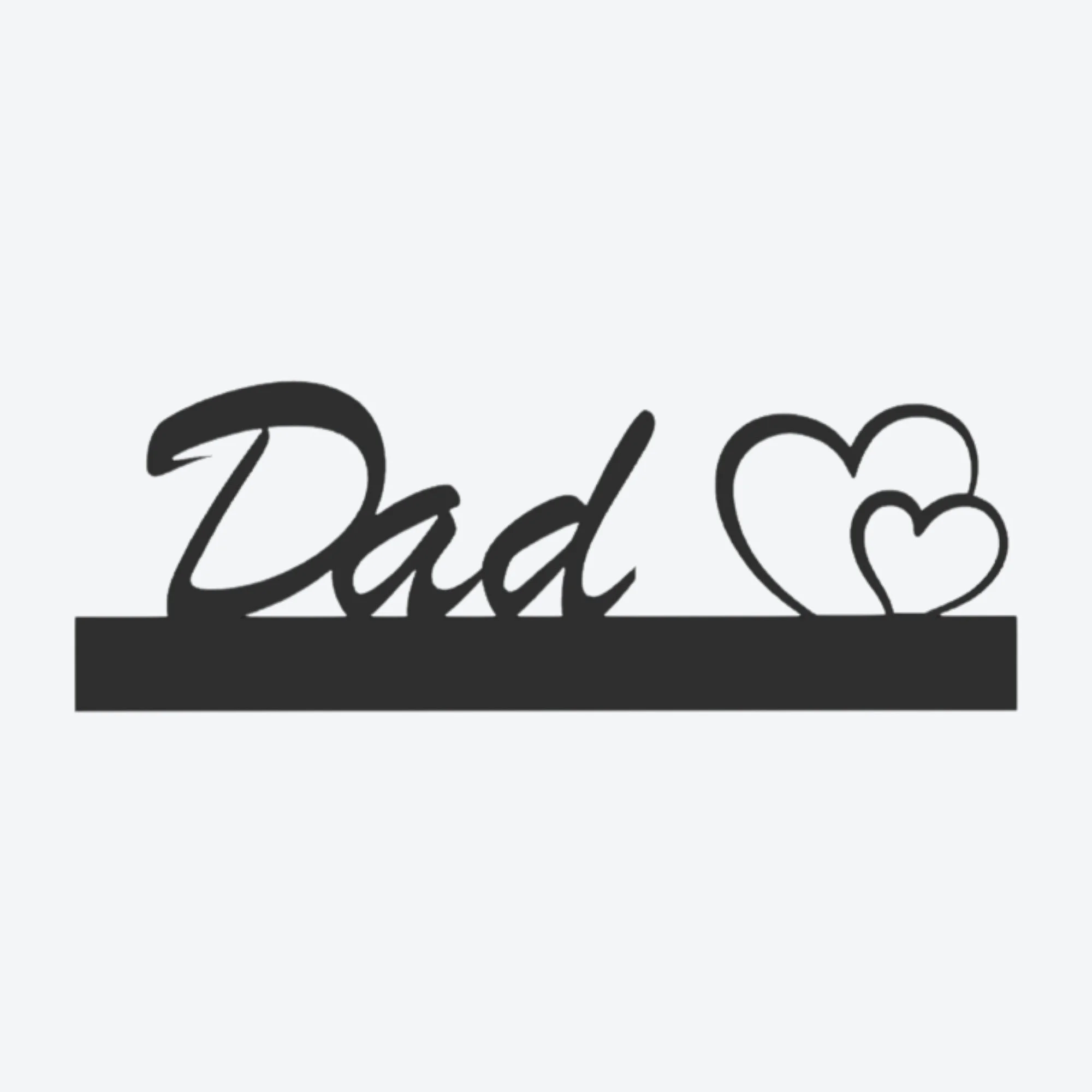 Schriftzug Dad mit zwei Herzen auf schwarzem Sockel als liebevolle Variante für einen Foto- und Kartenhalter zum Verschenken