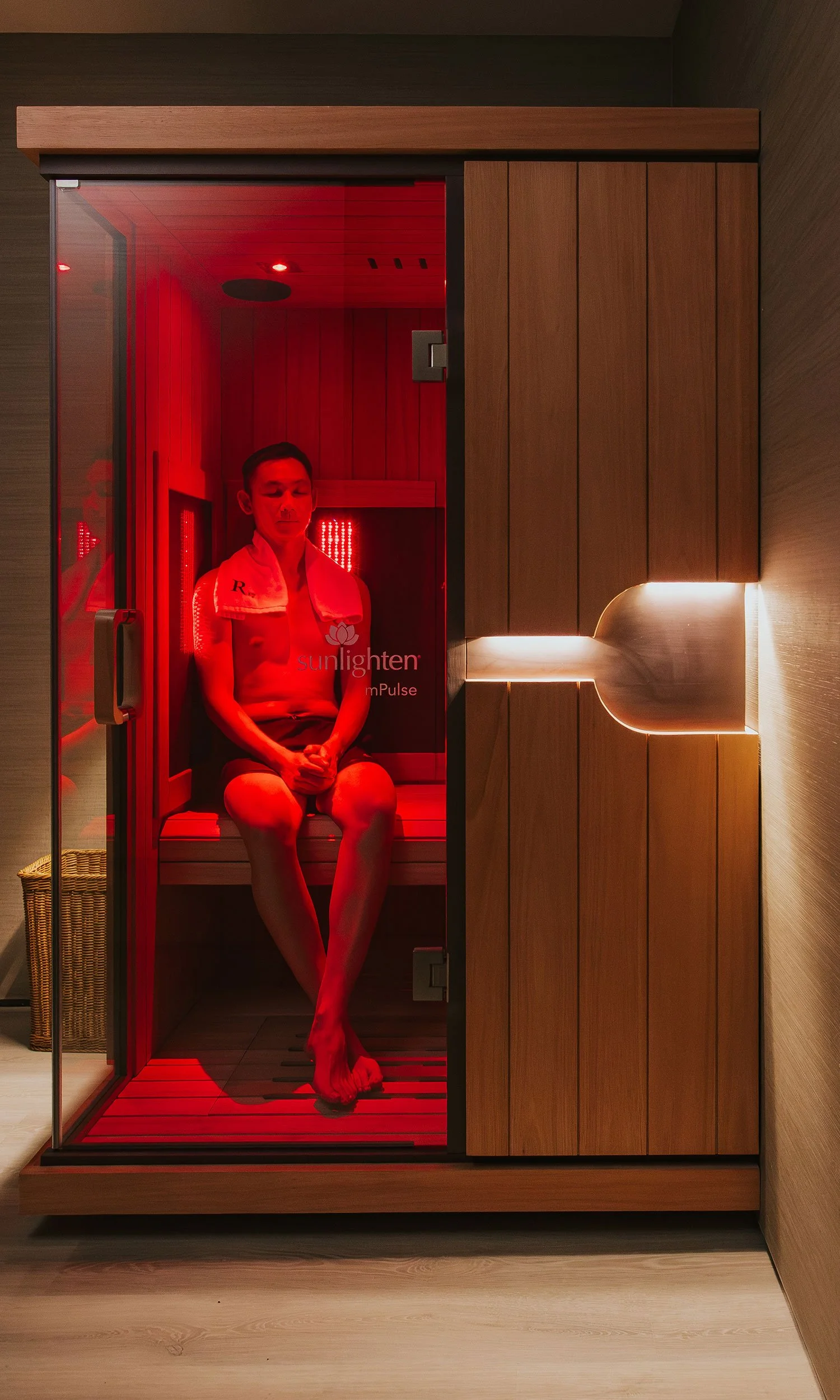 infrared sauna at R17