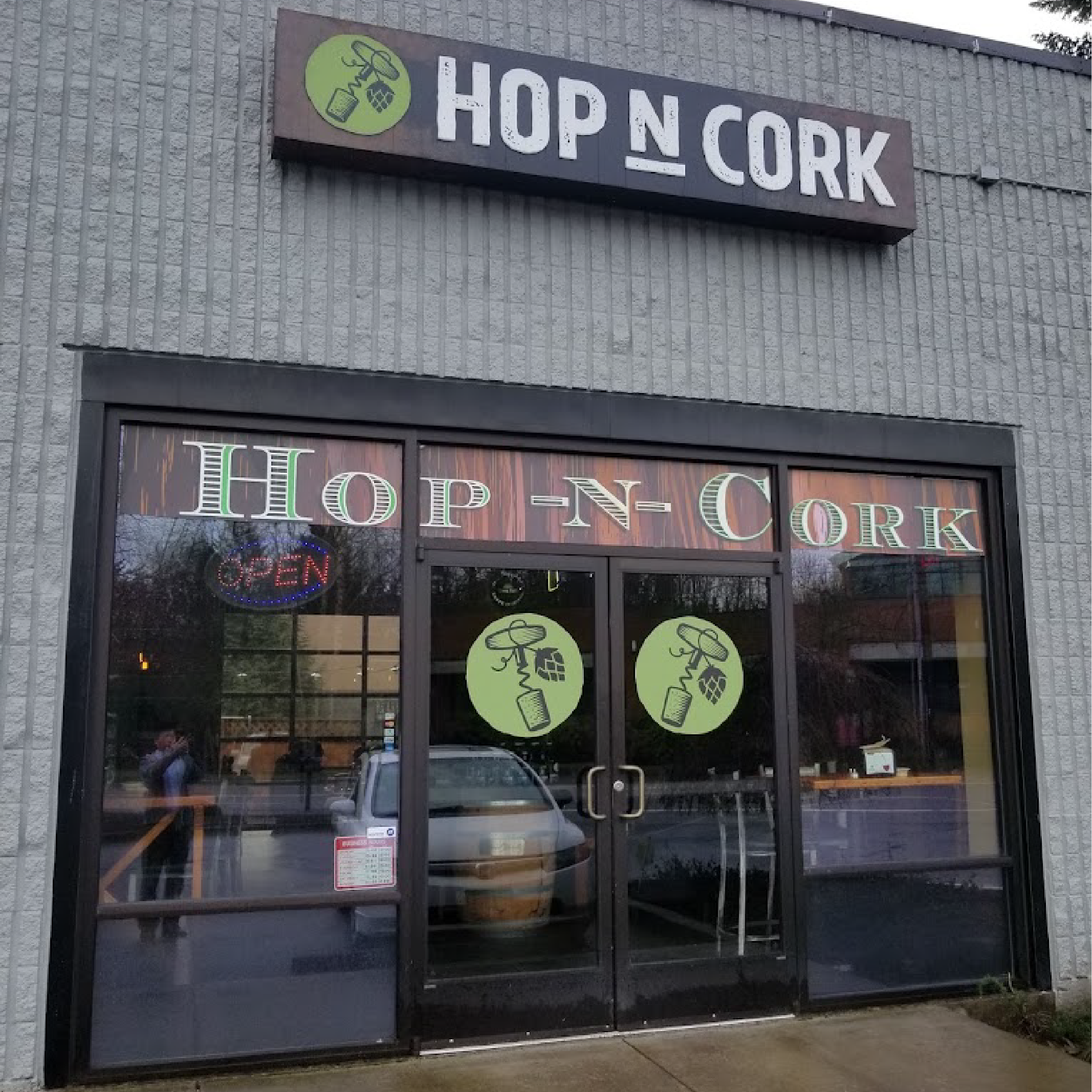 Hop N Cork - Tap House