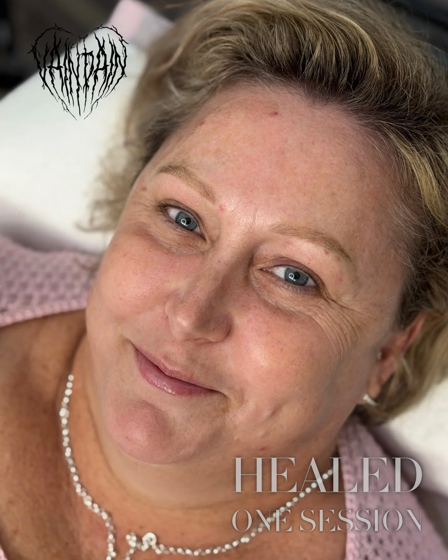 One session healed brows and lash enhancement for Peta 🖤
This is what good aftercare looks like. Everyone should be like Peta x

Service: Brows + Liner Package 
Using: @vaiderzneedles @hanafy.australia @hanafycolourspigments @hustlebutterdeluxe 

📍