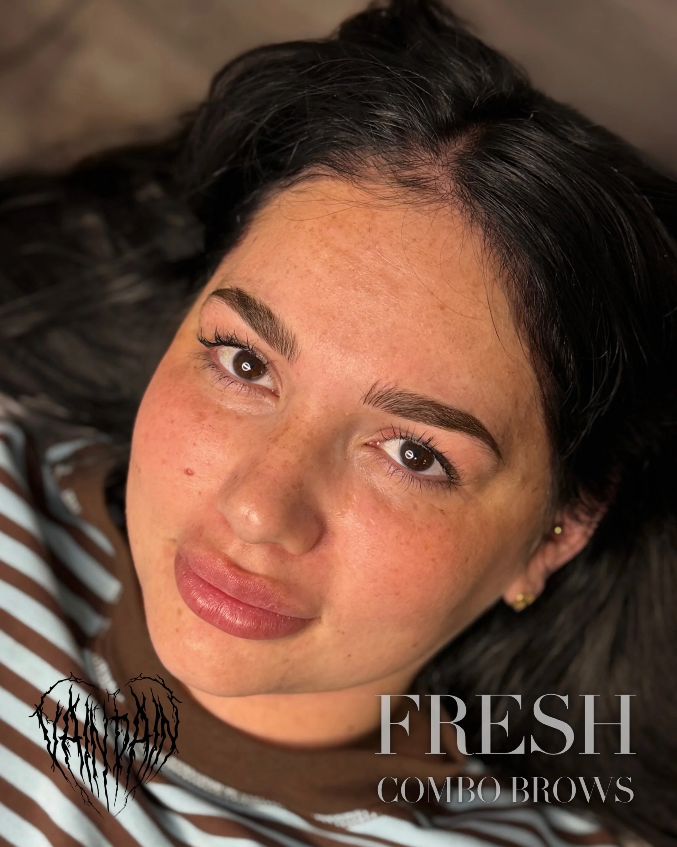 Combo brows + lip blushing = baddie diva slay 💅

Soft natural combination brows for this diva.
Custom mixed colour matched to a lip stain to add more definition for her lips.
Stay tuned to see this healed xx

Service: Brows + Lips Package
Using: @va